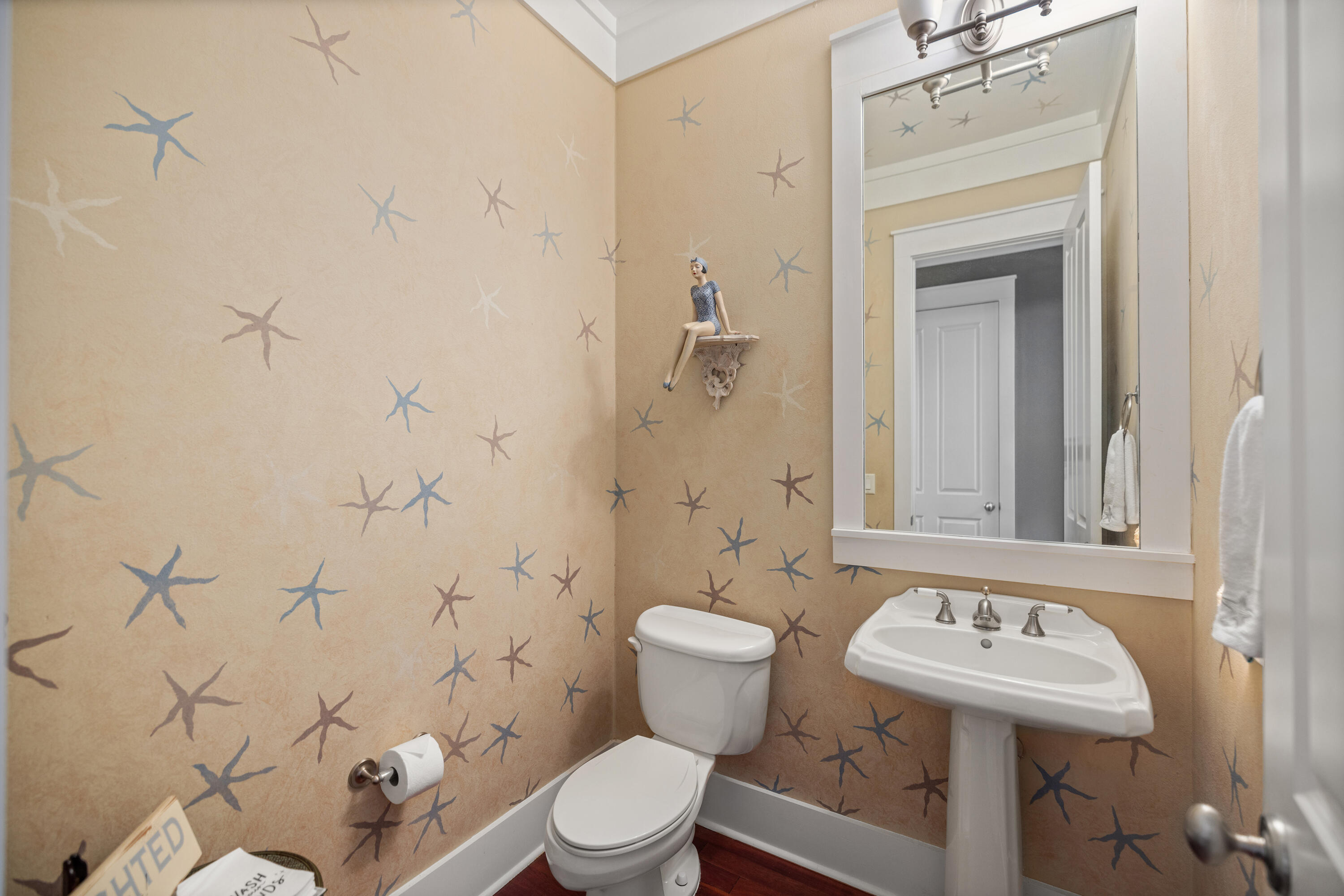 1303 Laurel Way, Miramar Beach