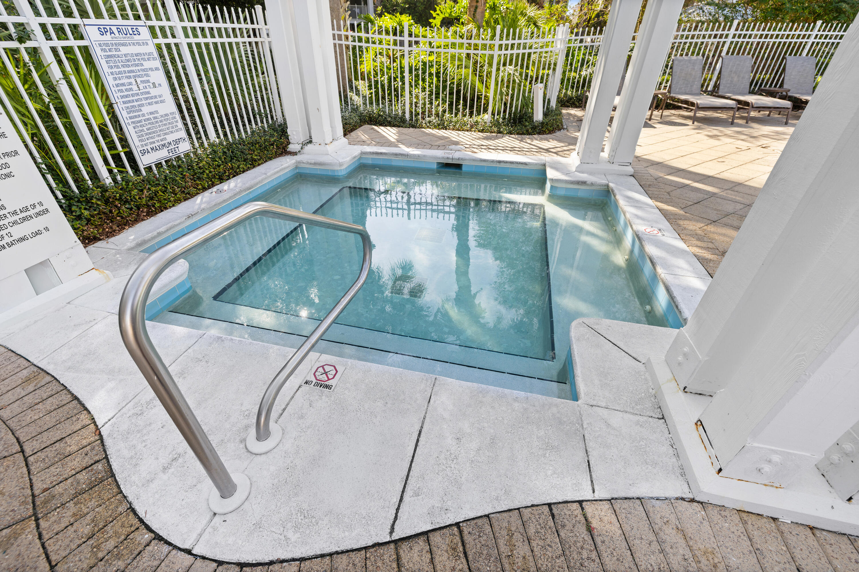 9100 Baytowne Wharf, 364