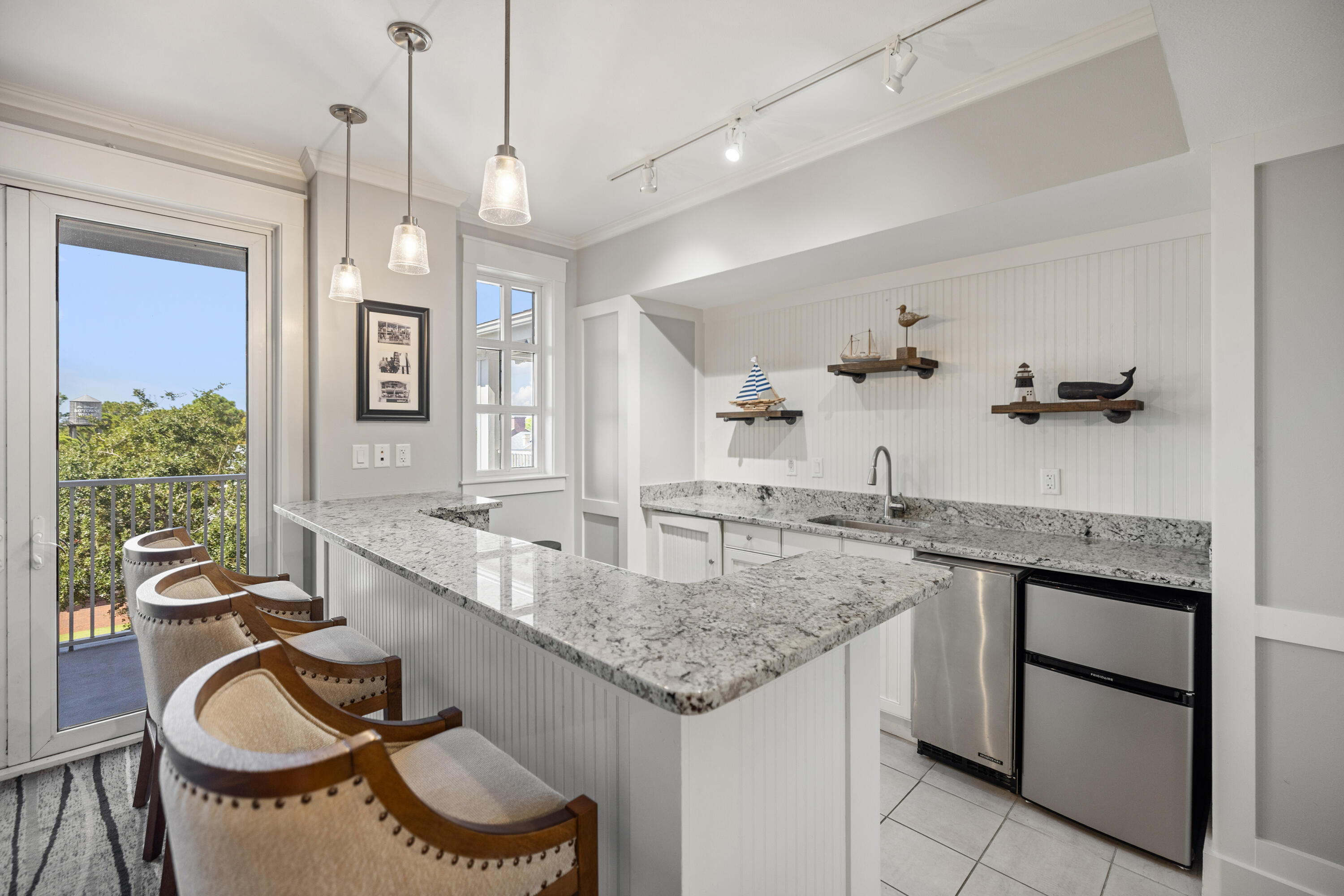 9100 Baytowne Wharf, 364