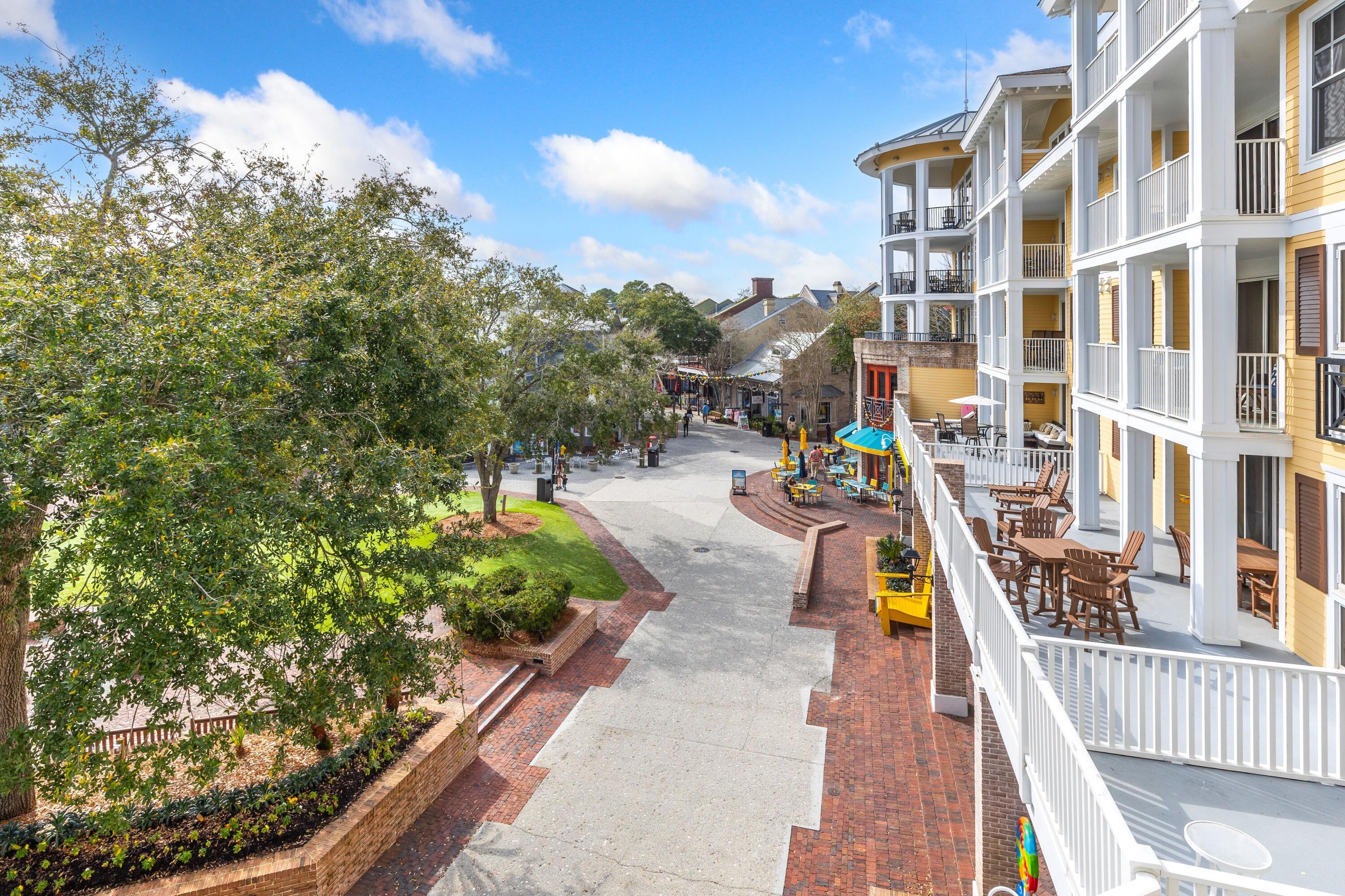 9100 Baytowne Wharf, 364