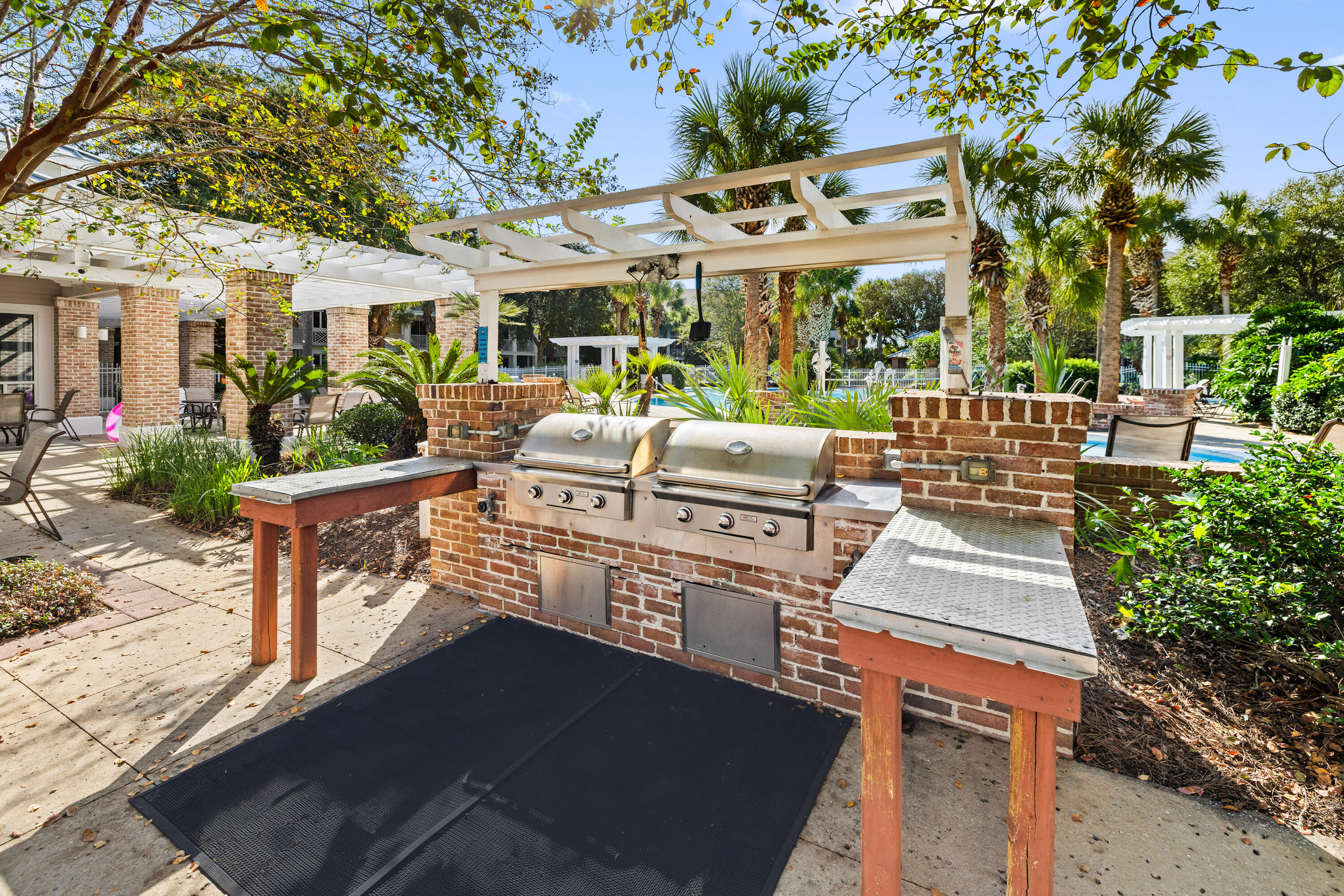 9100 Baytowne Wharf, 364