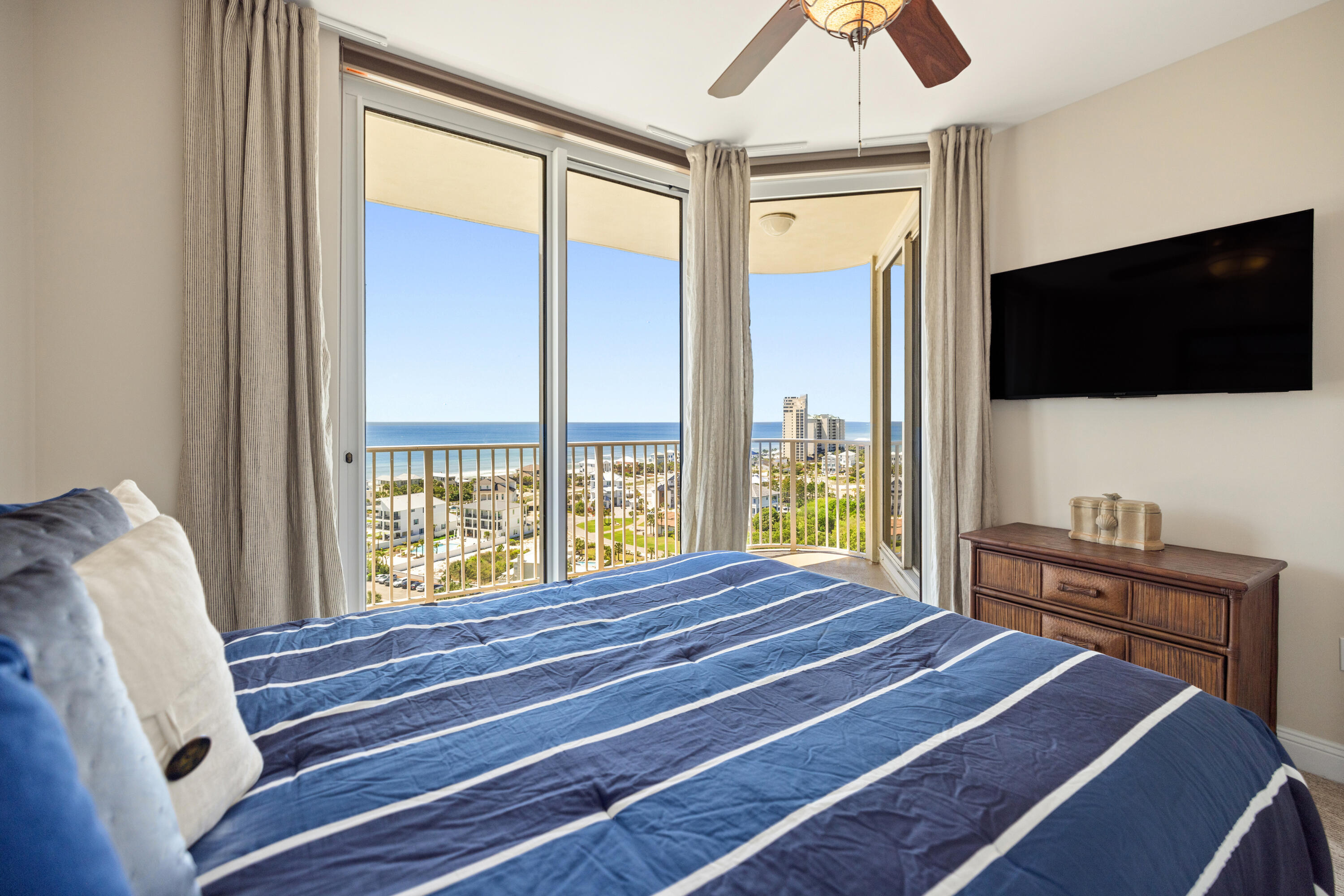 1 Beach Club Drive, UNIT 1502