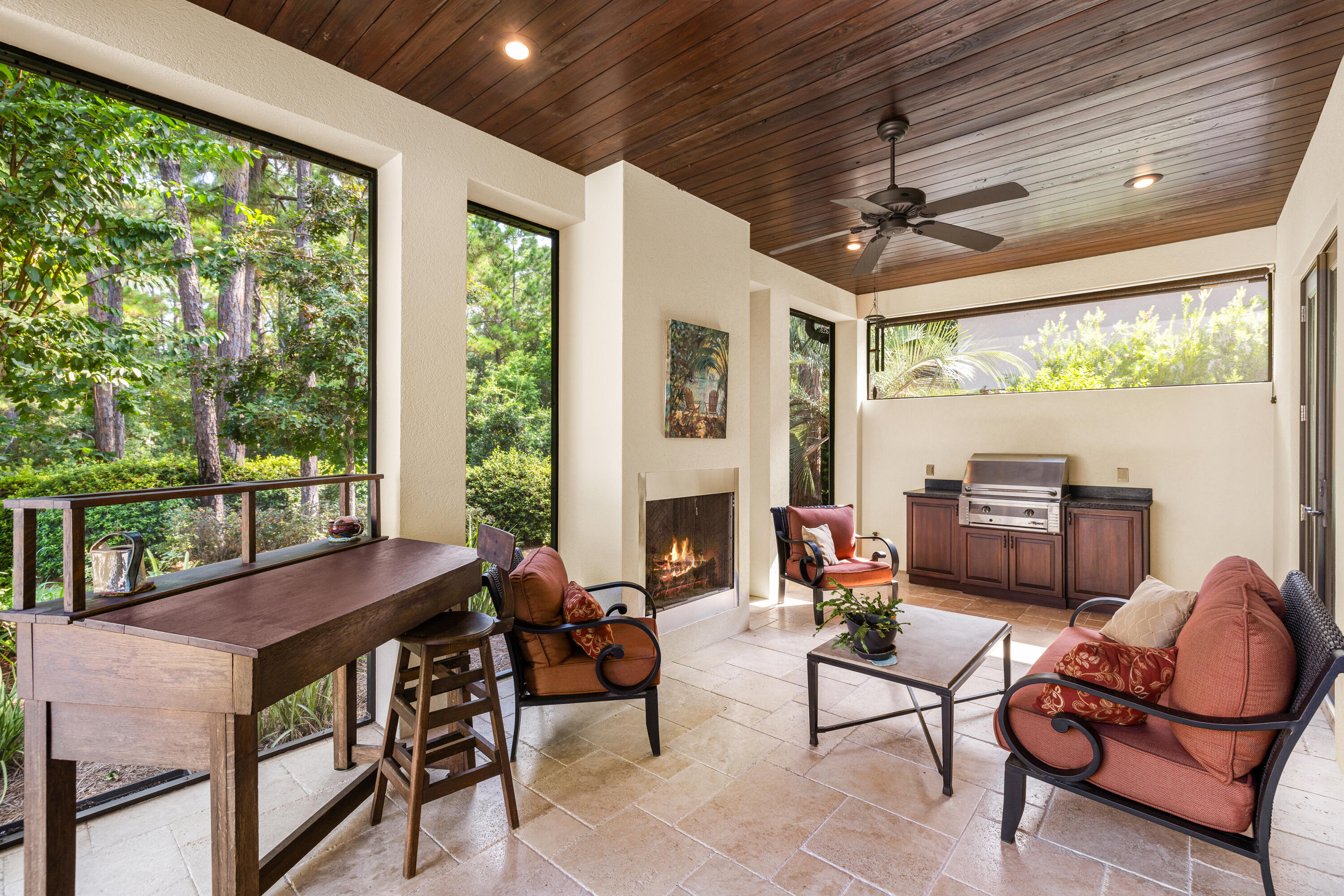 1643 San Marina Boulevard