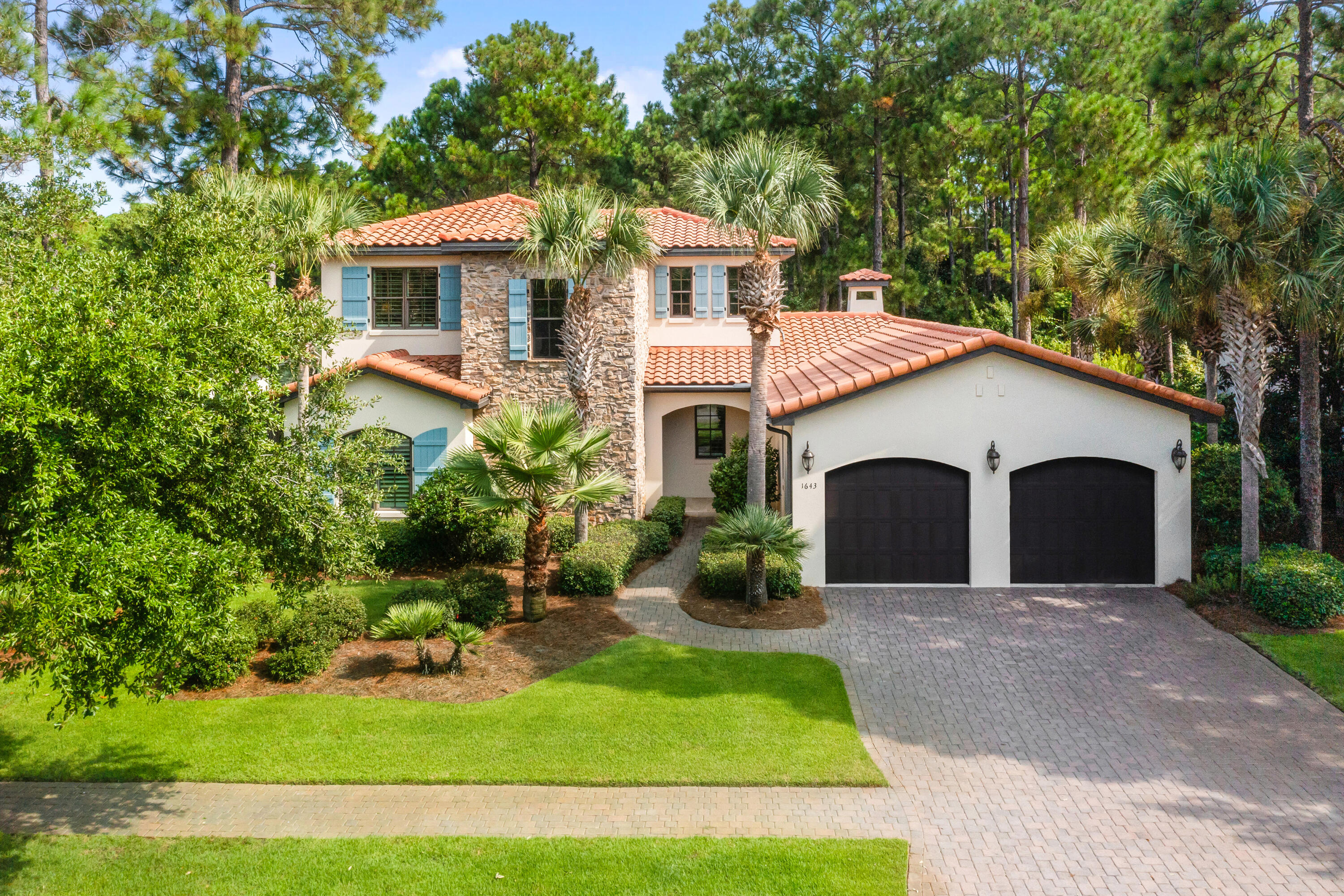 1643 San Marina Boulevard