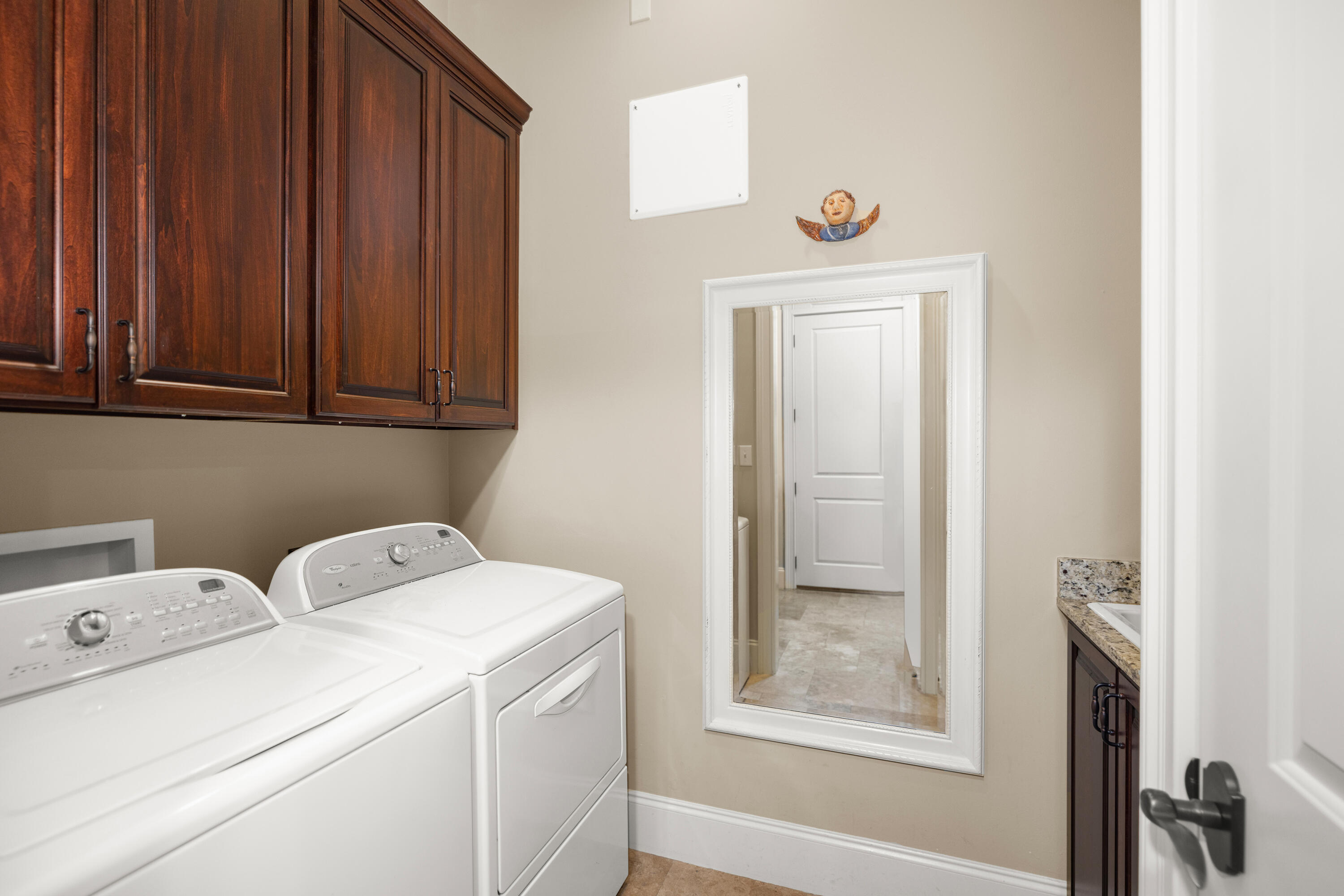 1643 San Marina Boulevard