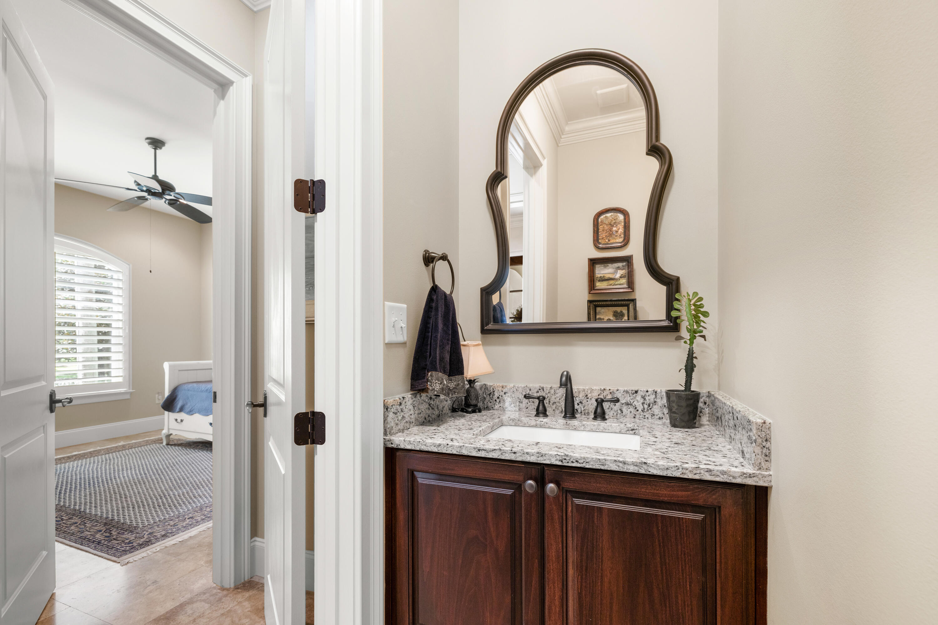 1643 San Marina Boulevard