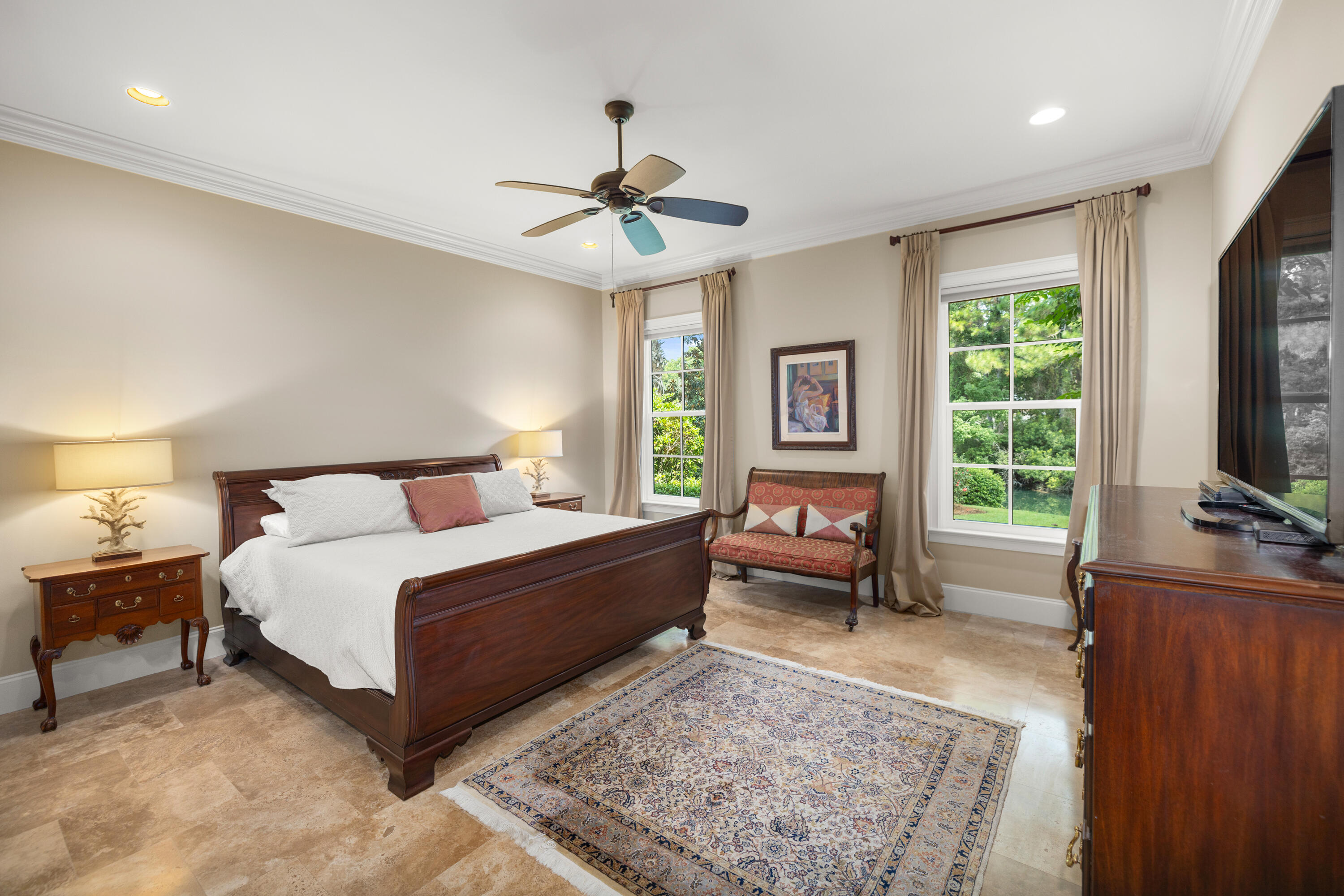 1643 San Marina Boulevard