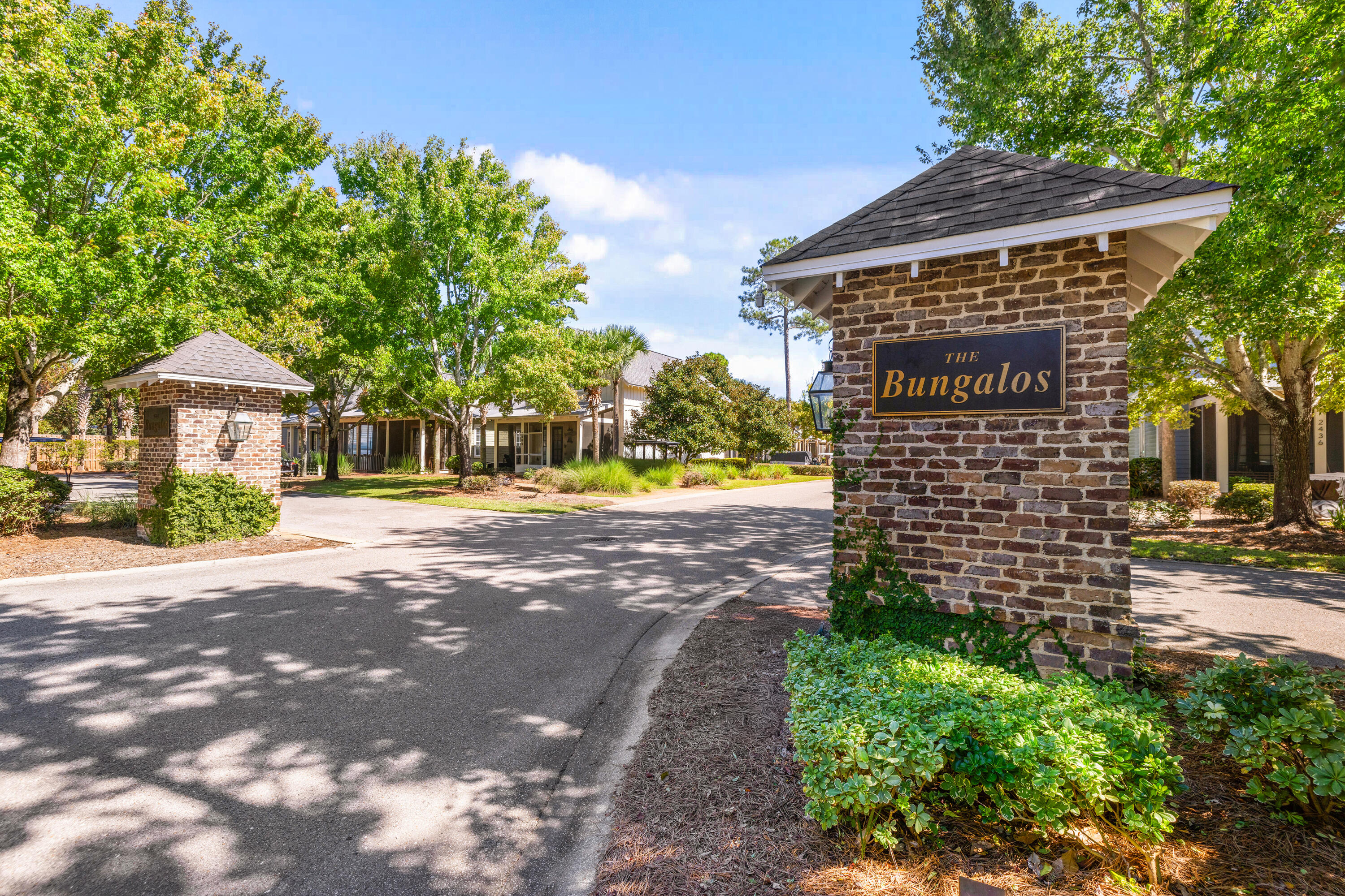 2458 Bungalo Ln Lane, Miramar Beach