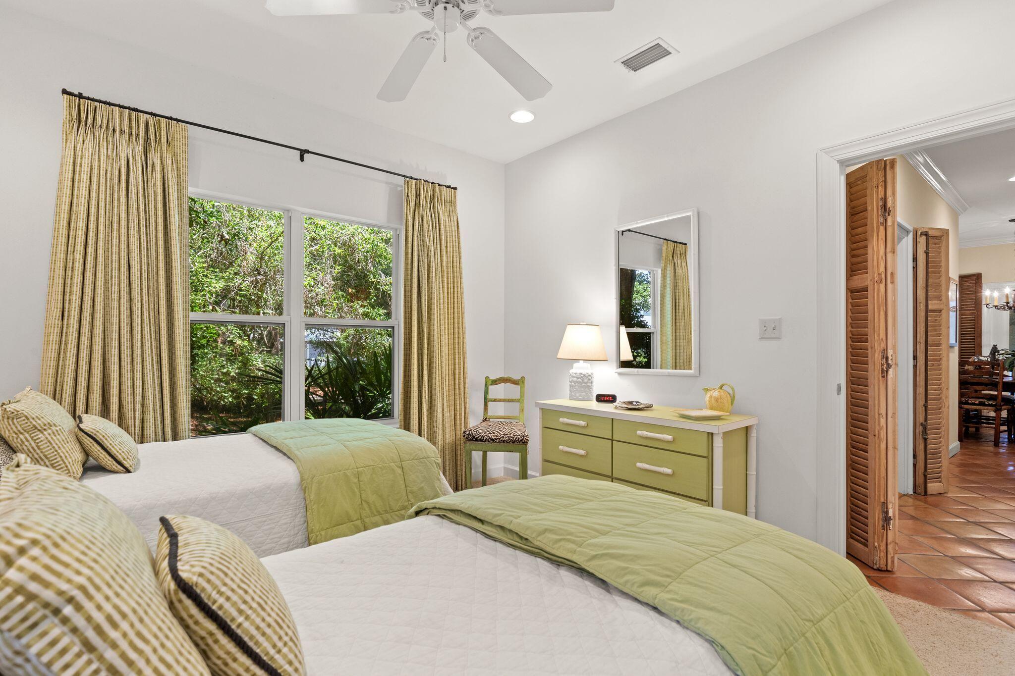 1127 Prestwick Place