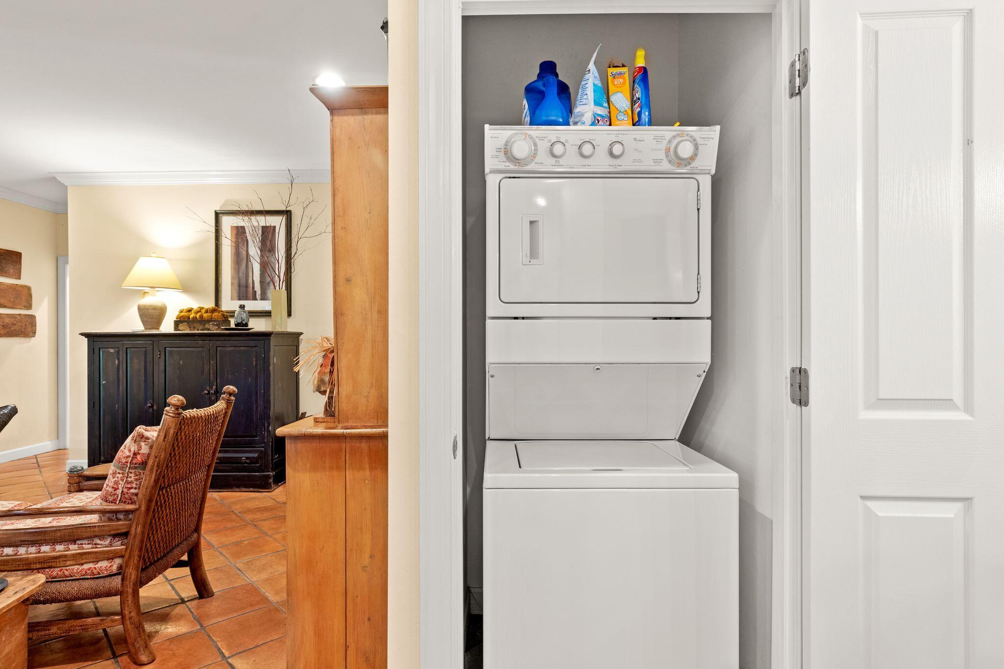 1127 Prestwick Place