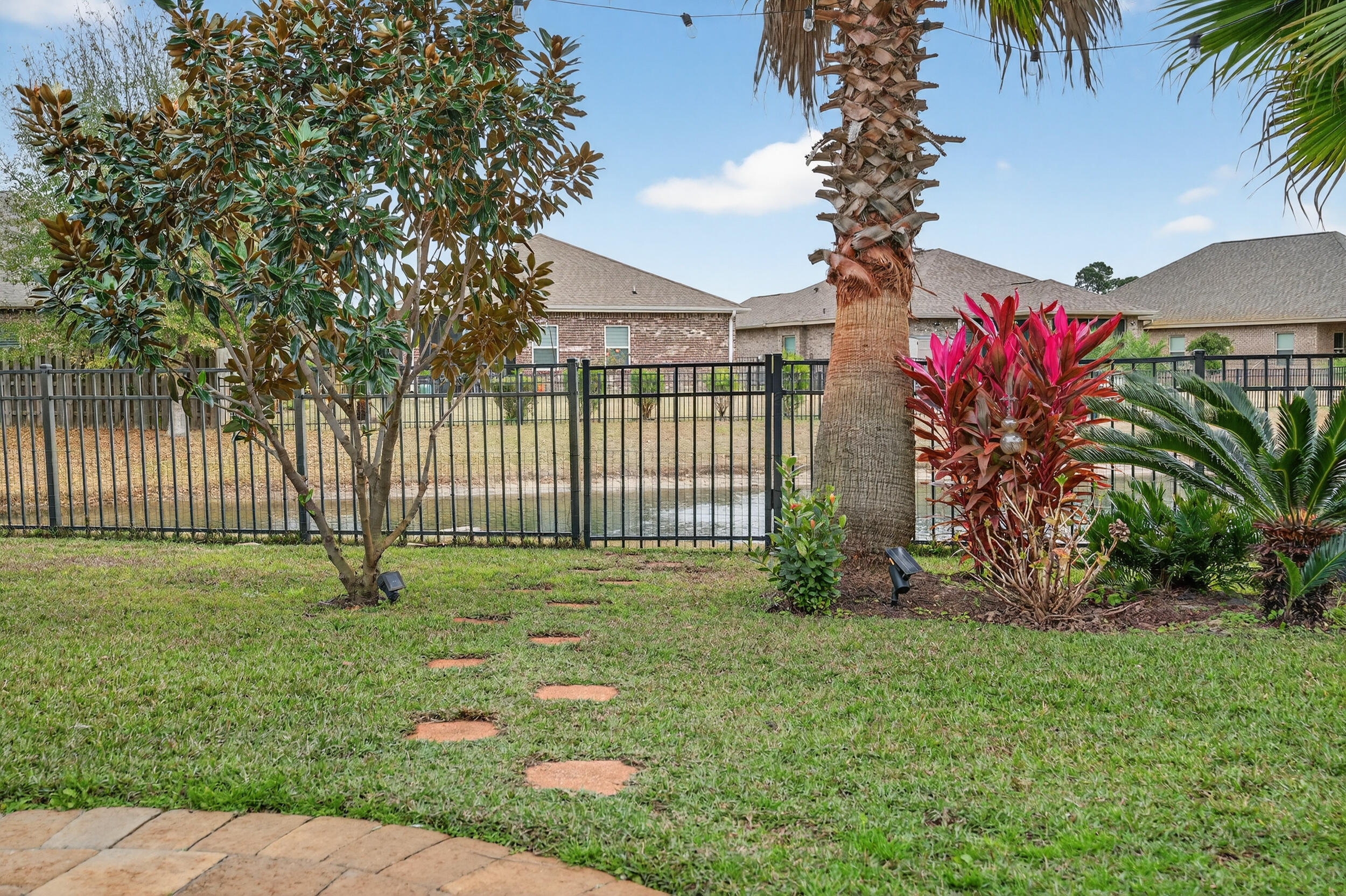 741 Cocobolo Drive