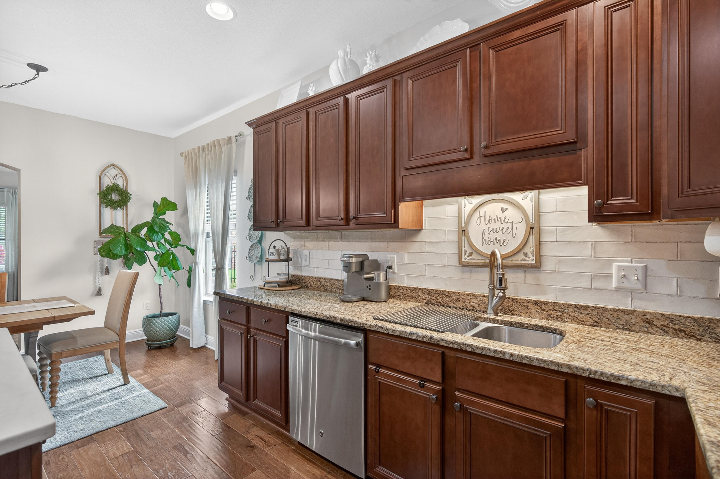 741 Cocobolo Drive