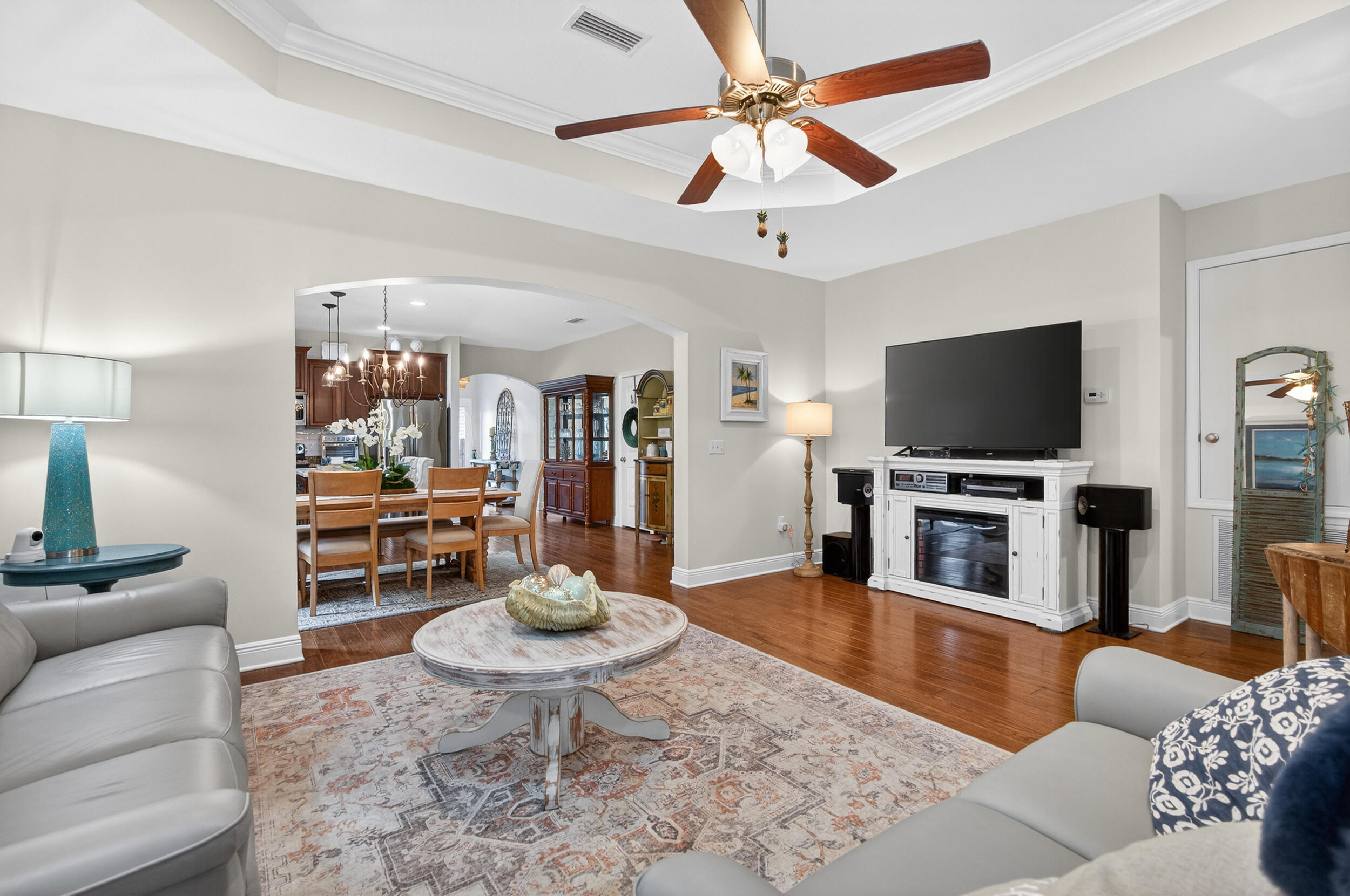 741 Cocobolo Drive
