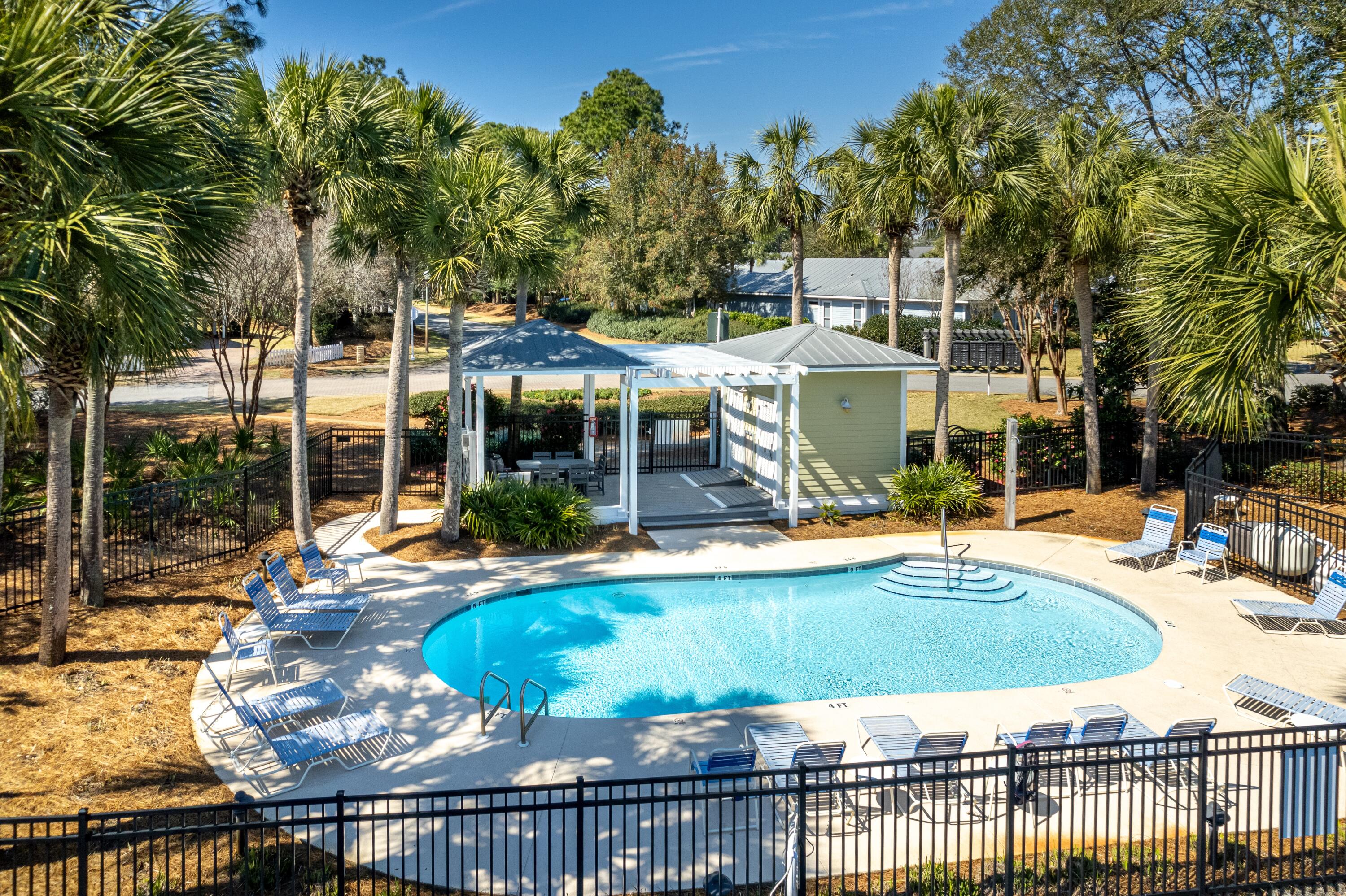 2016 Pine Island Circle