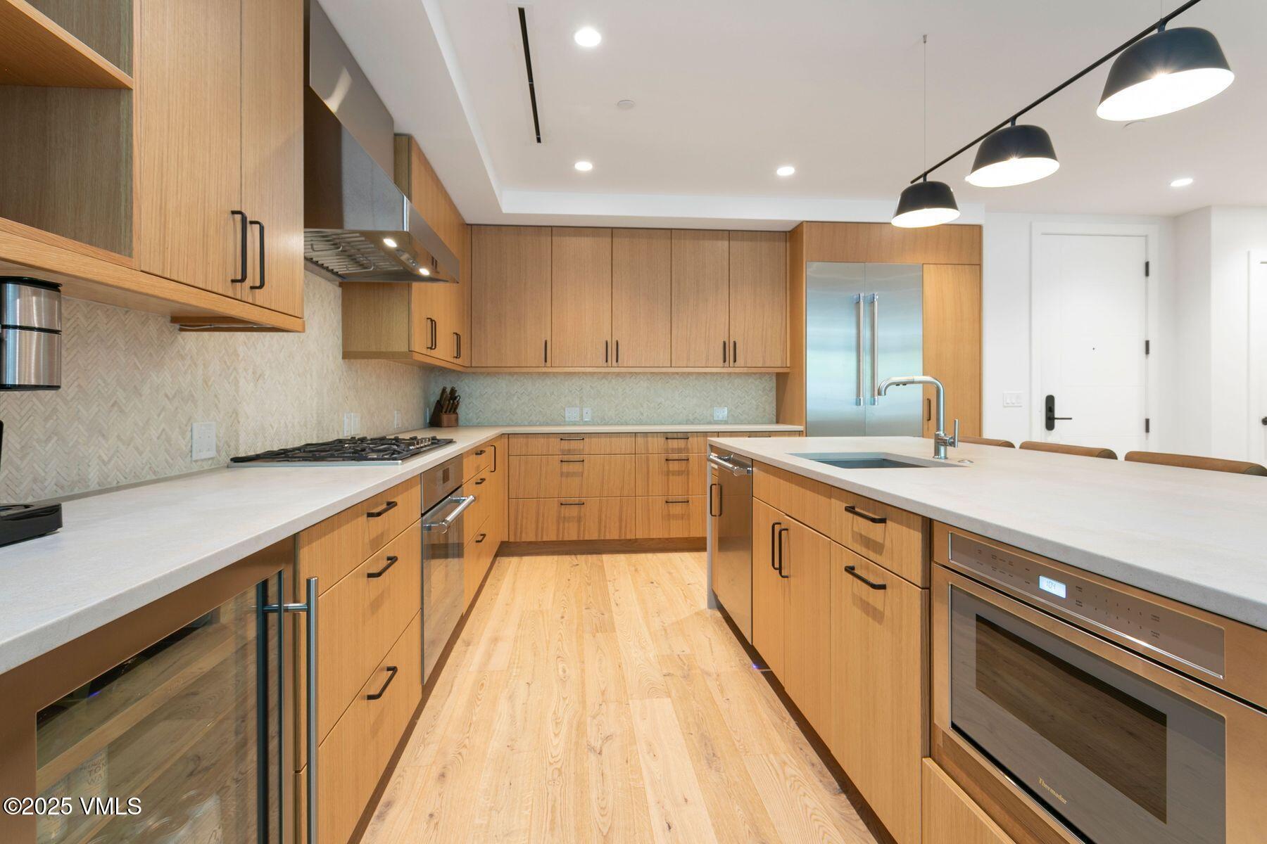 38460 HWY 6, 409, Avon Unit: 409