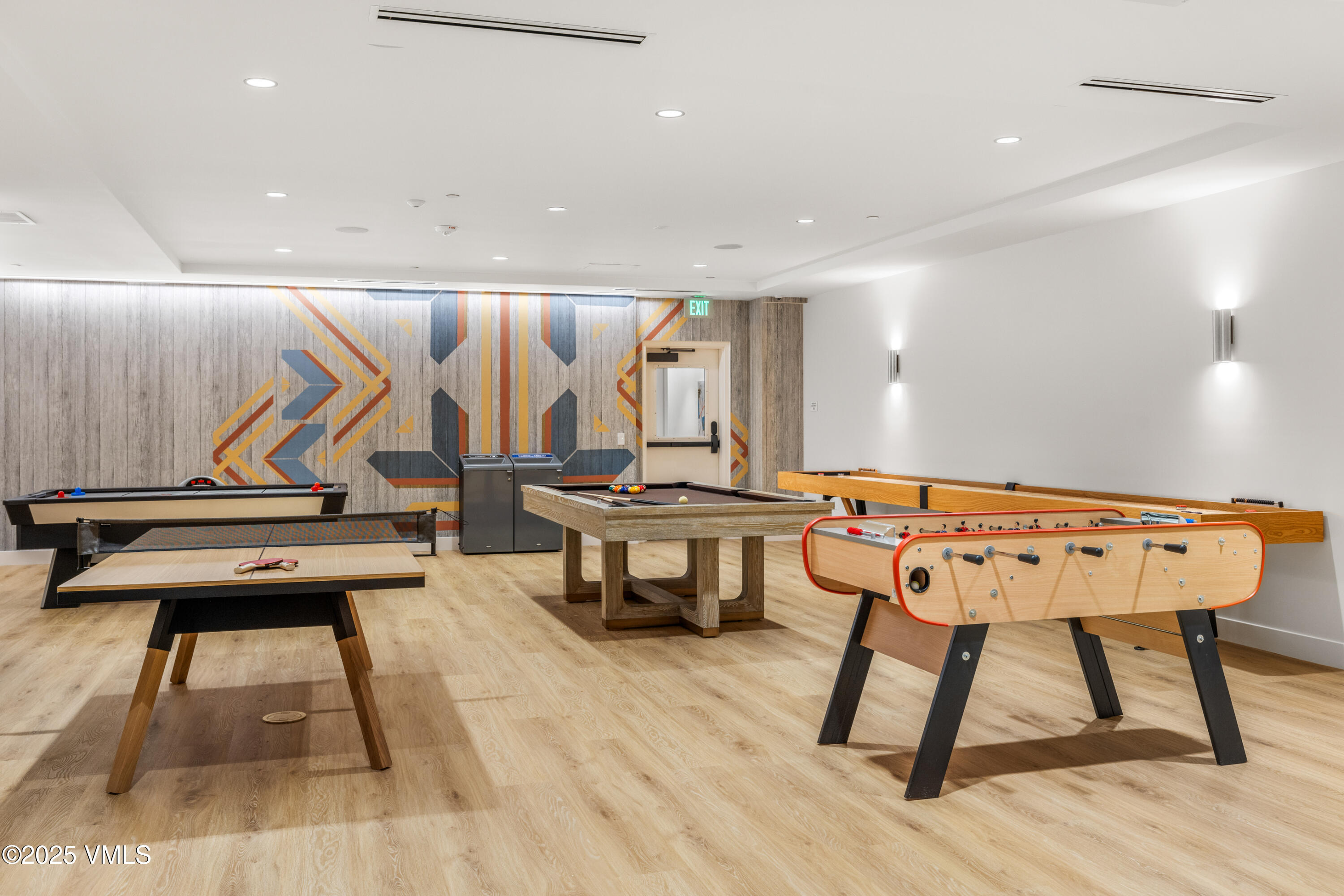 38460 HWY 6, 409, Avon Unit: 409