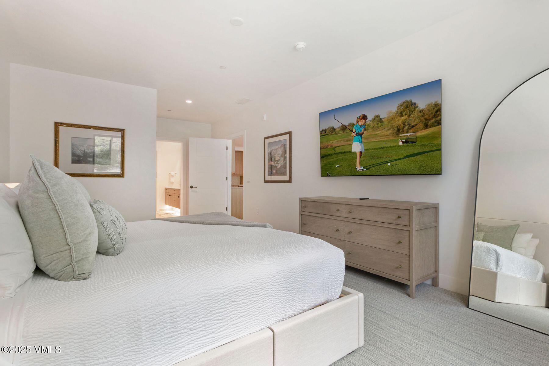 38460 HWY 6, 409, Avon Unit: 409