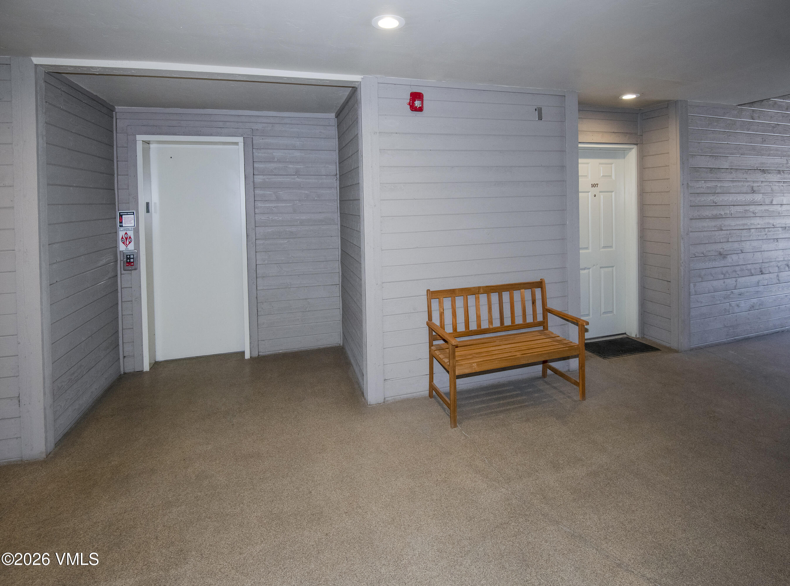 40 River Pines Court B107