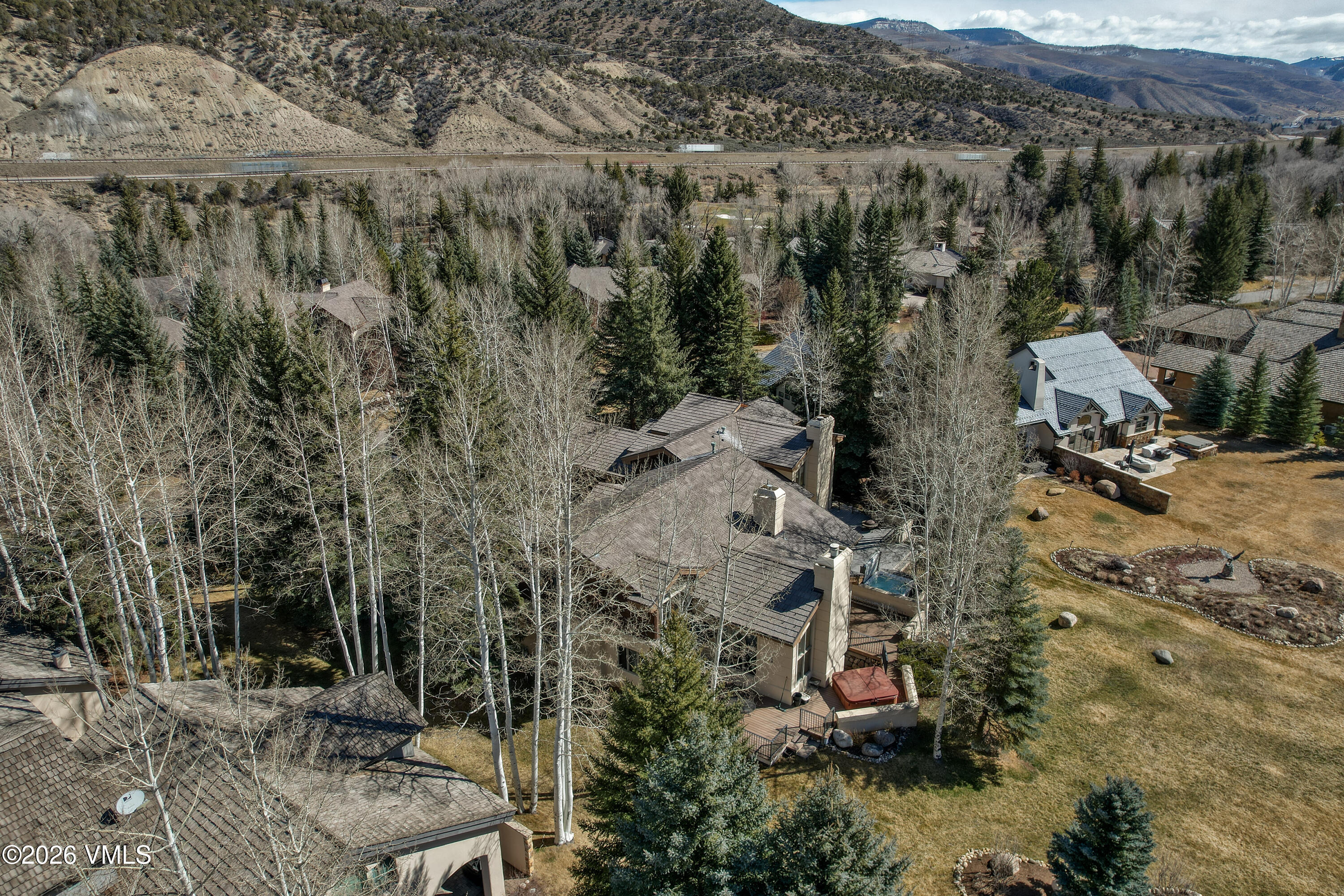 229 Riverbend Drive E