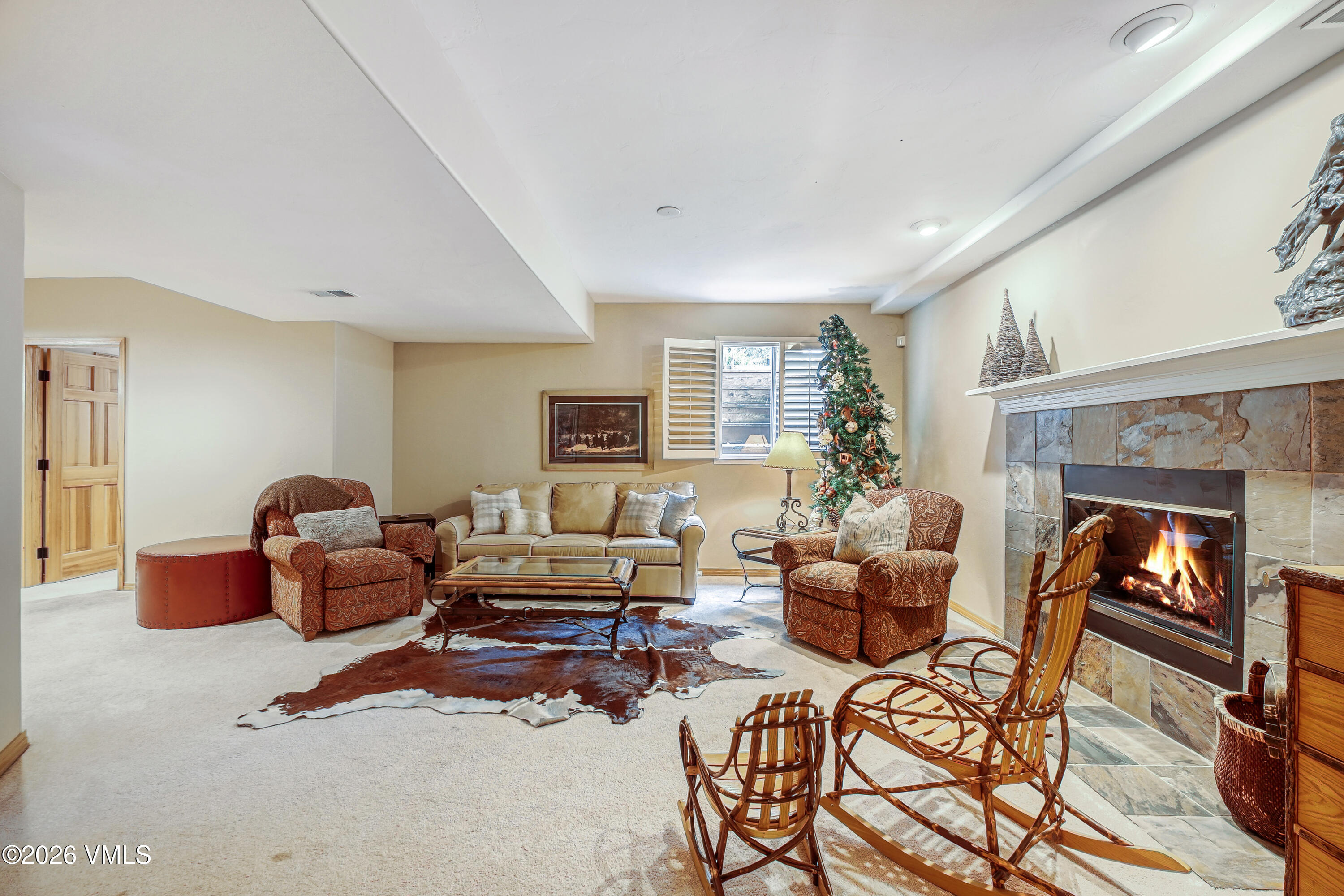 229 Riverbend Drive E