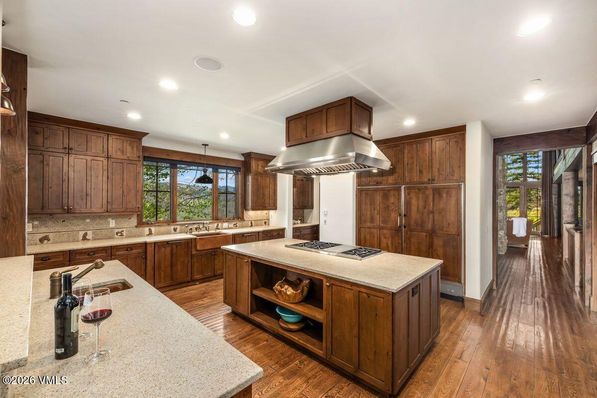 1092 The Summit Trail