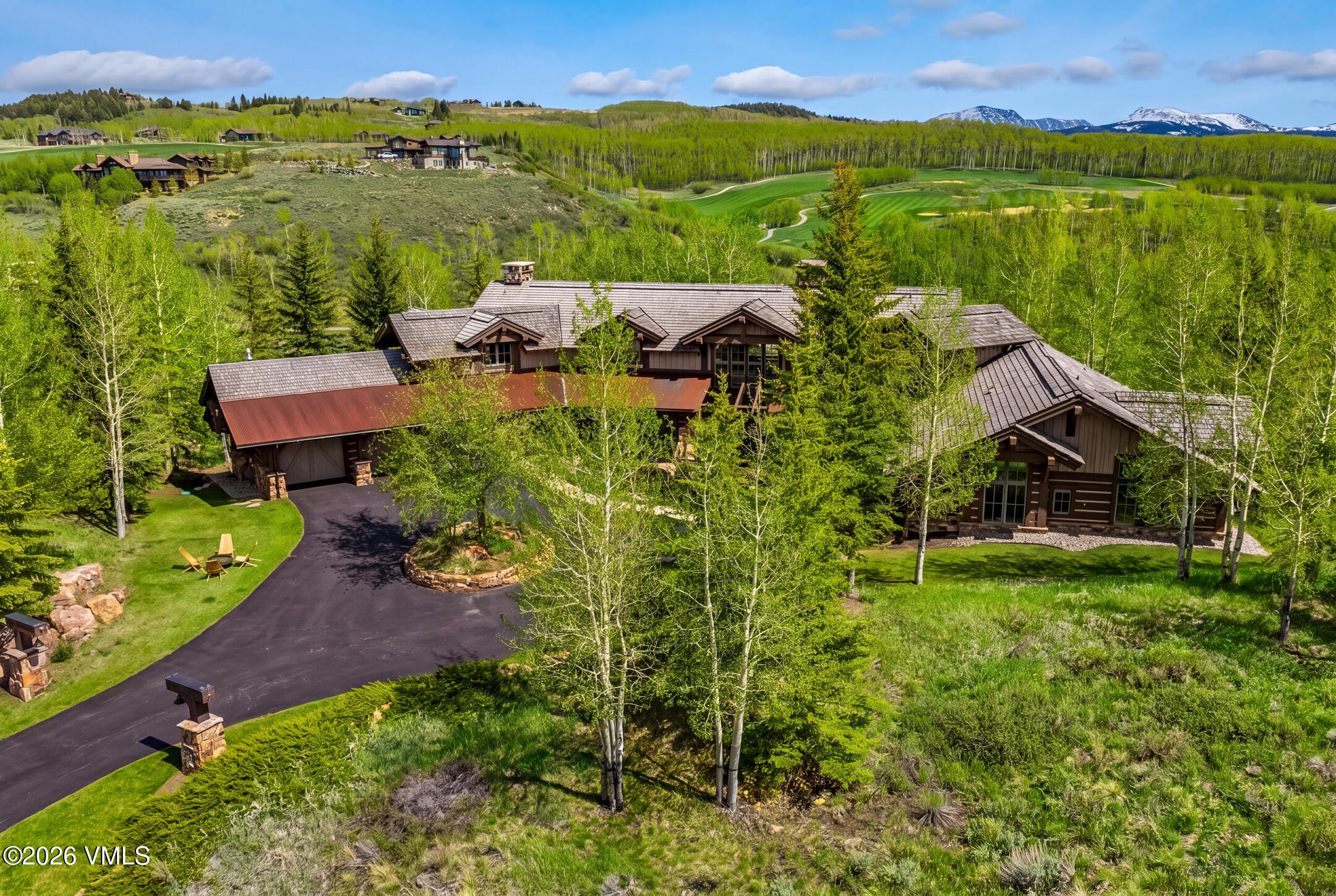 1092 The Summit Trail
