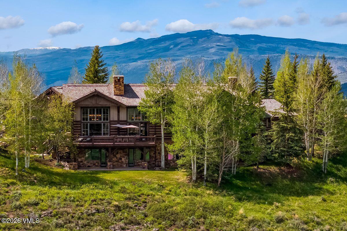 1092 The Summit Trail