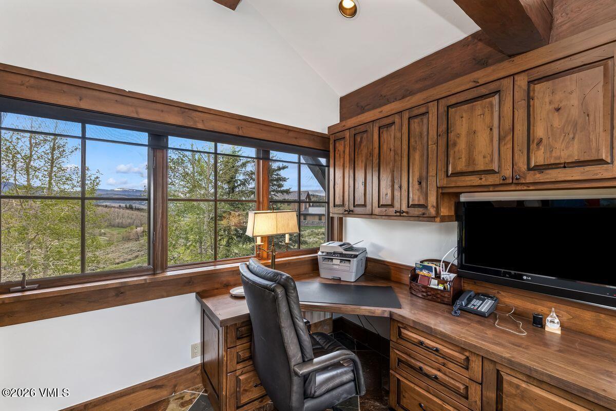 1092 The Summit Trail