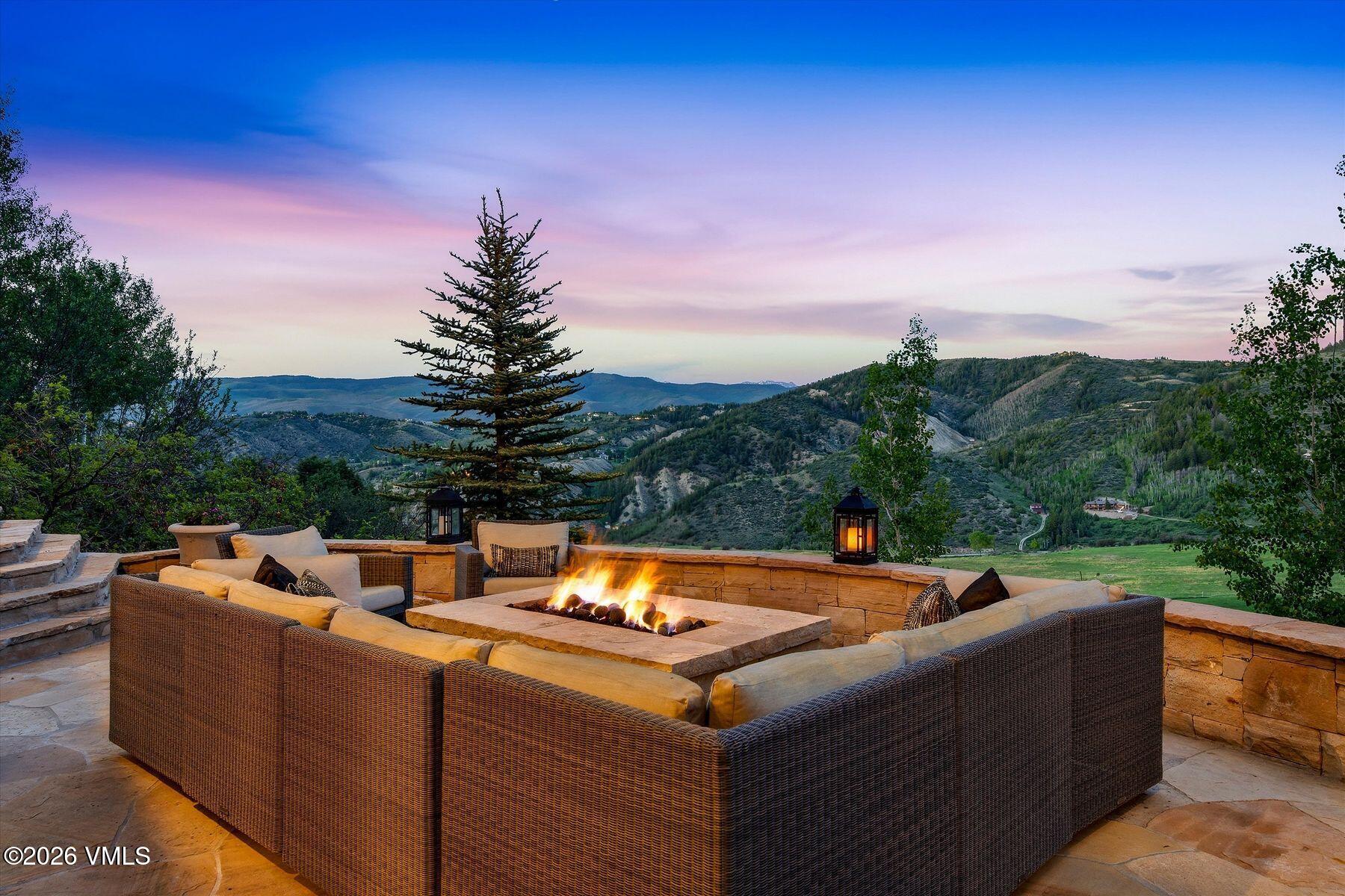 35 Stag Gulch Court