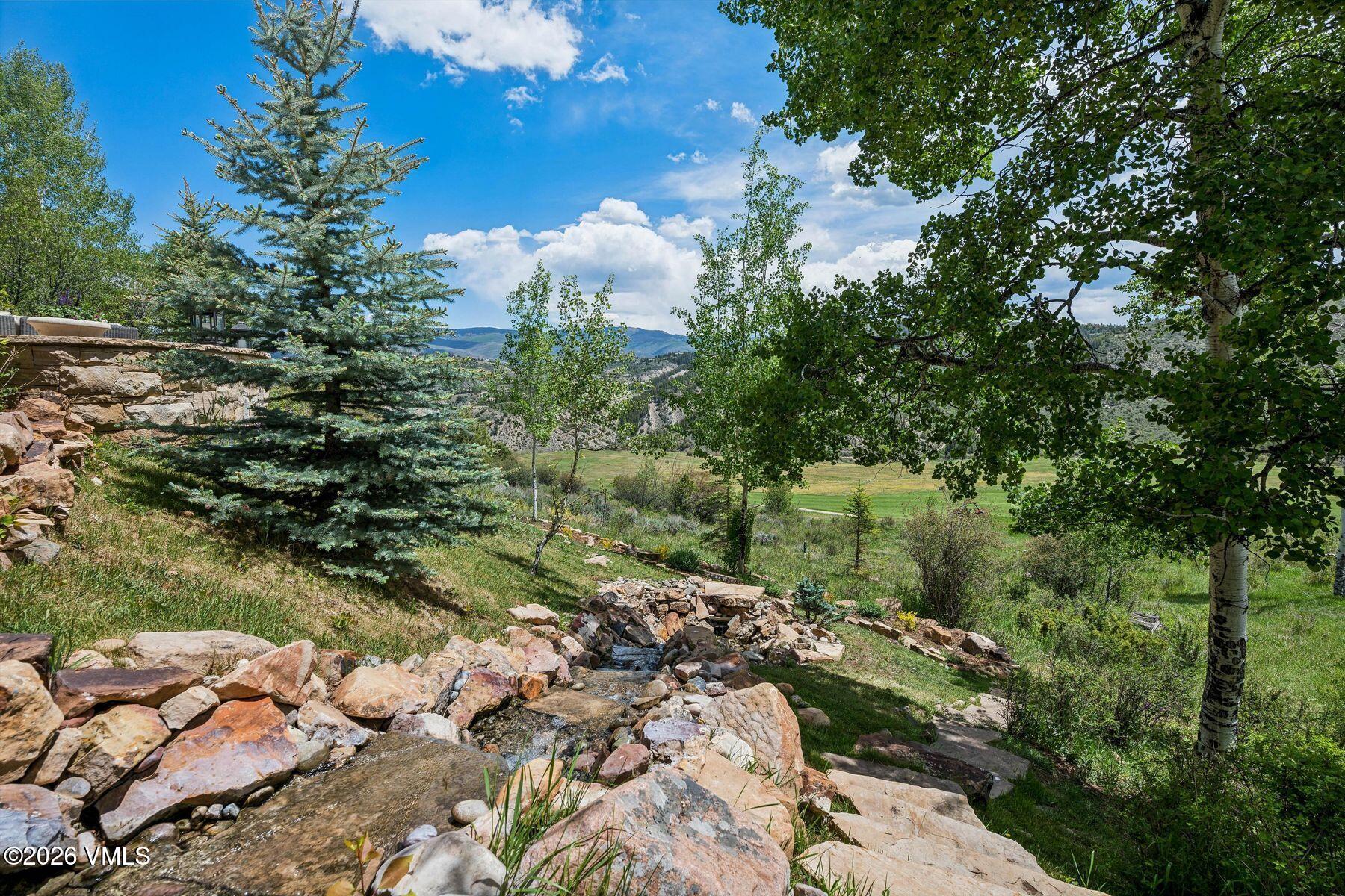 35 Stag Gulch Court