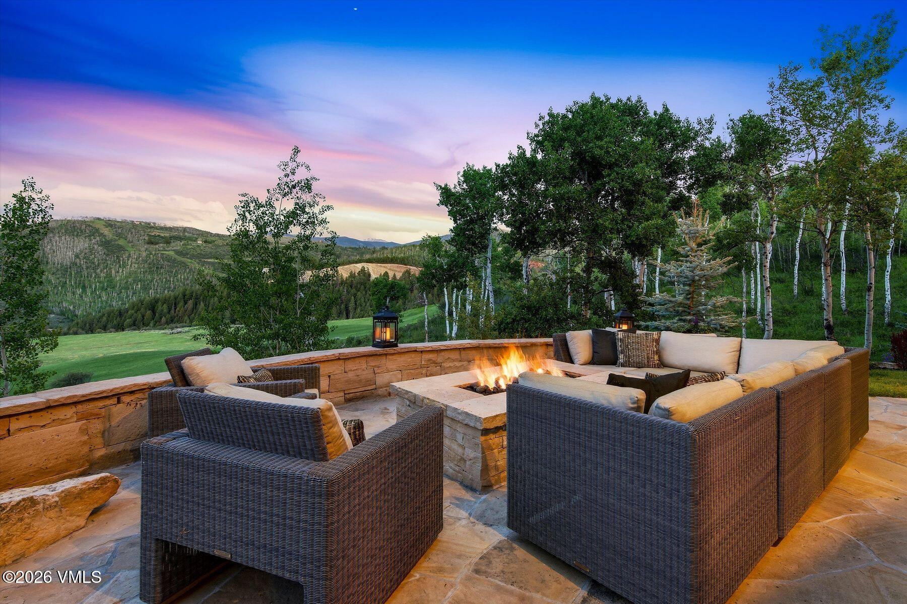 35 Stag Gulch Court
