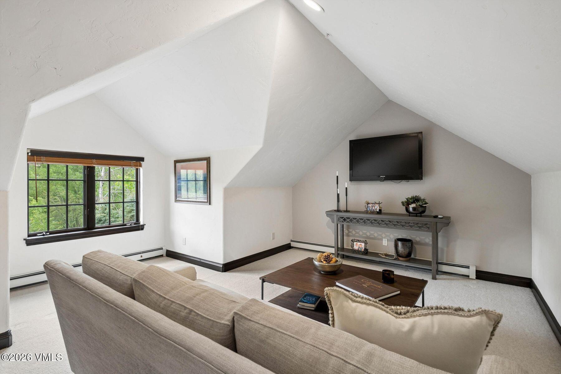 35 Stag Gulch Court