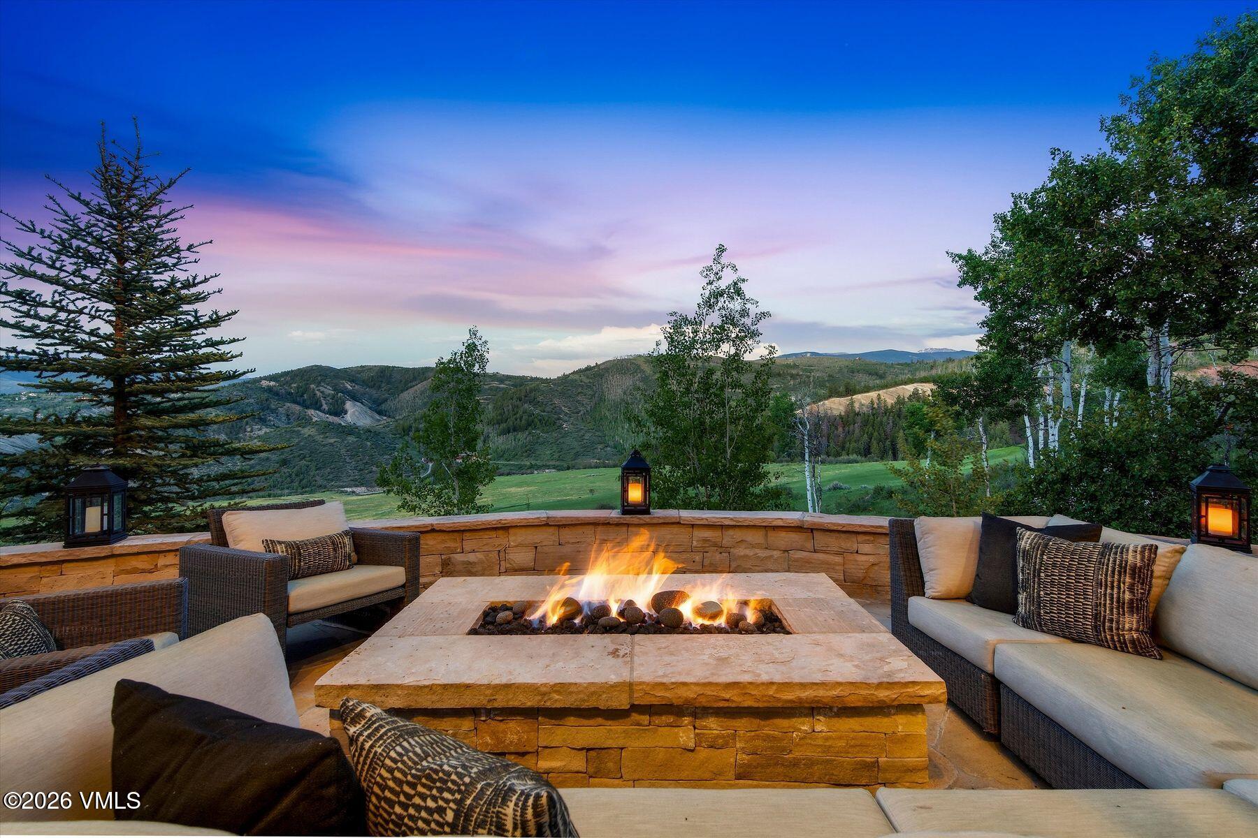 35 Stag Gulch Court