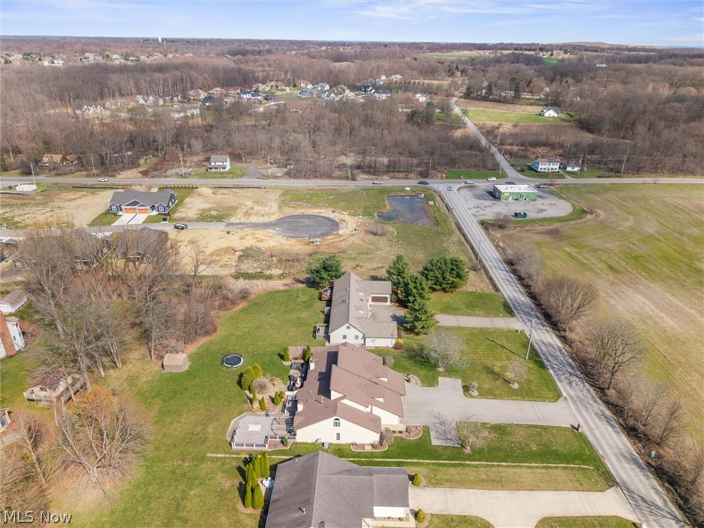3580 & 3582 E Western Reserve Road