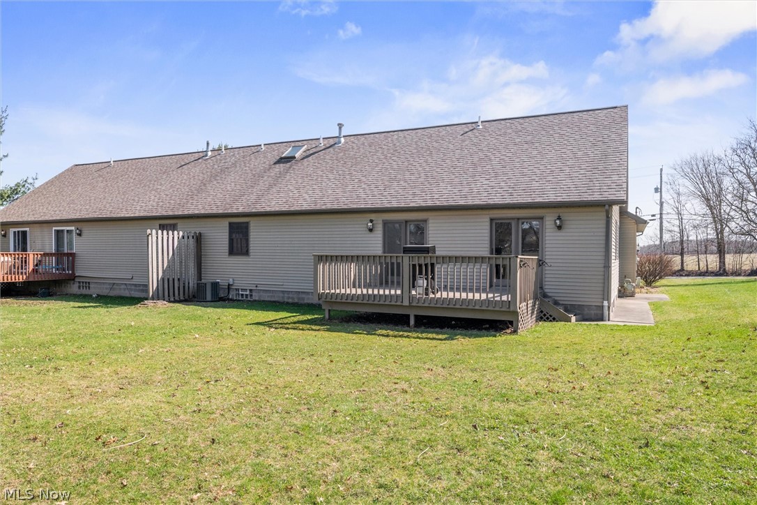 3580 & 3582 E Western Reserve Road