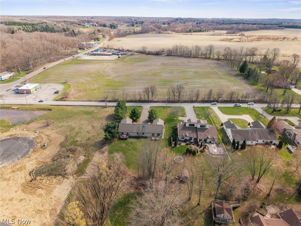 3580 & 3582 E Western Reserve Road