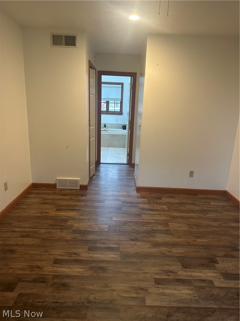 3580 & 3582 E Western Reserve Road