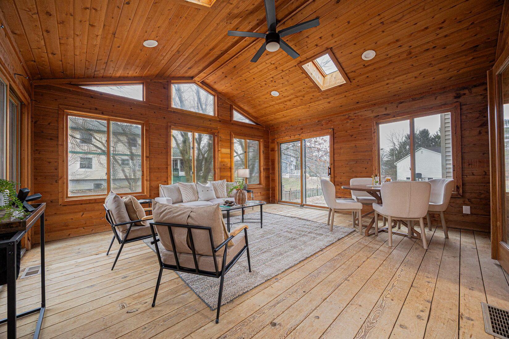 12052 Peppermill Lane