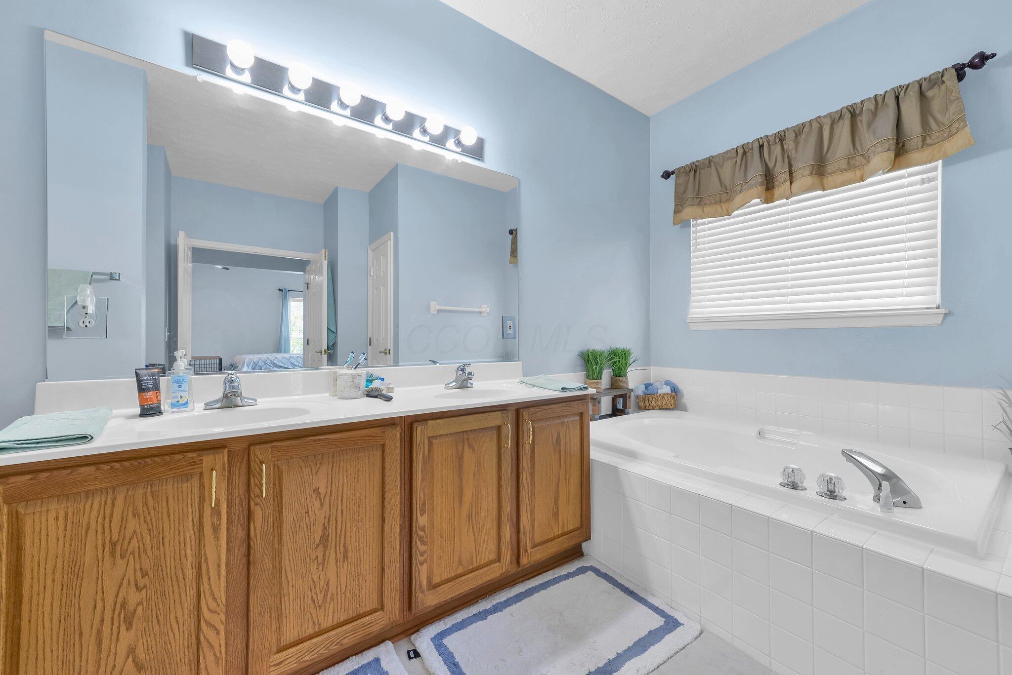 6598 Estate View Drive S