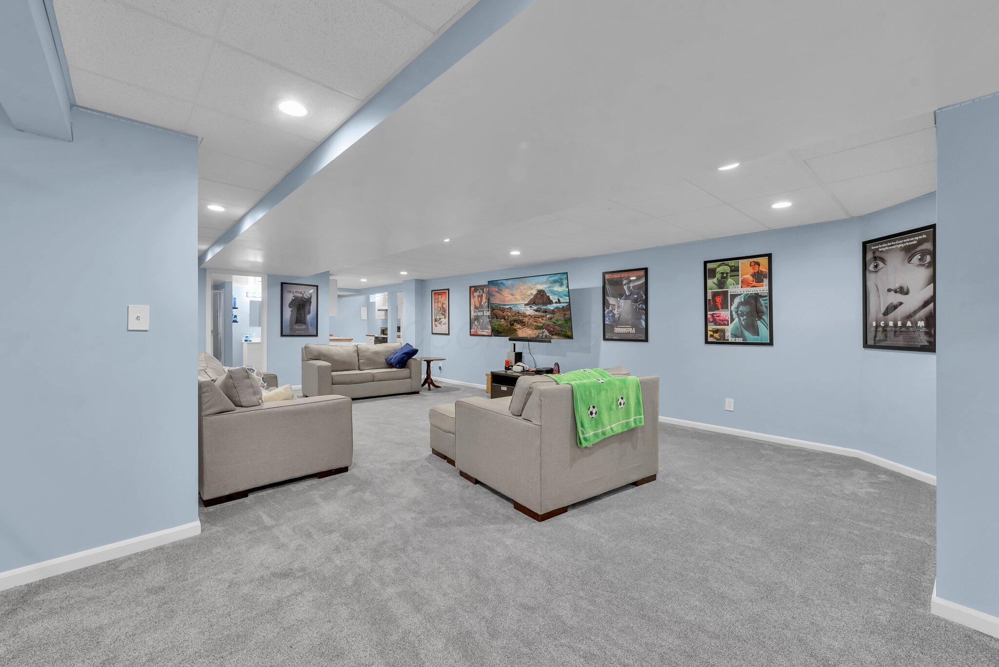 6598 Estate View Drive S