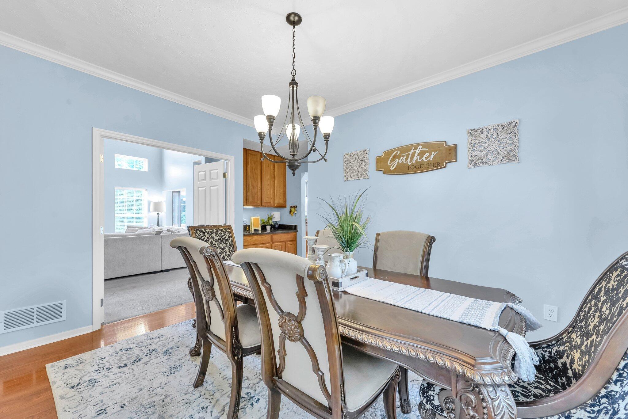 6598 Estate View Drive S