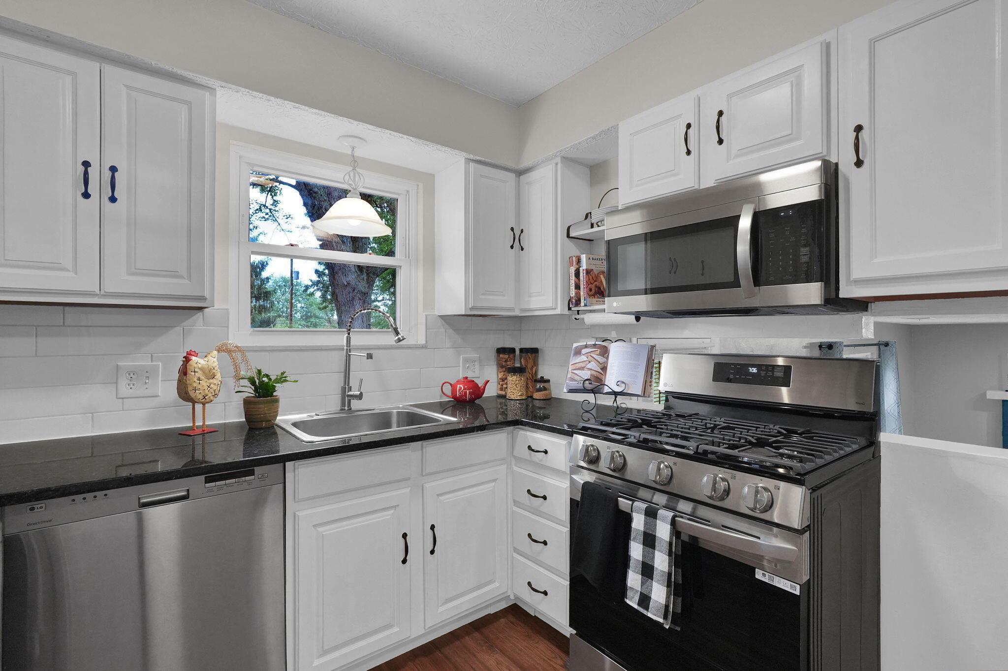 1270 Francisco Road