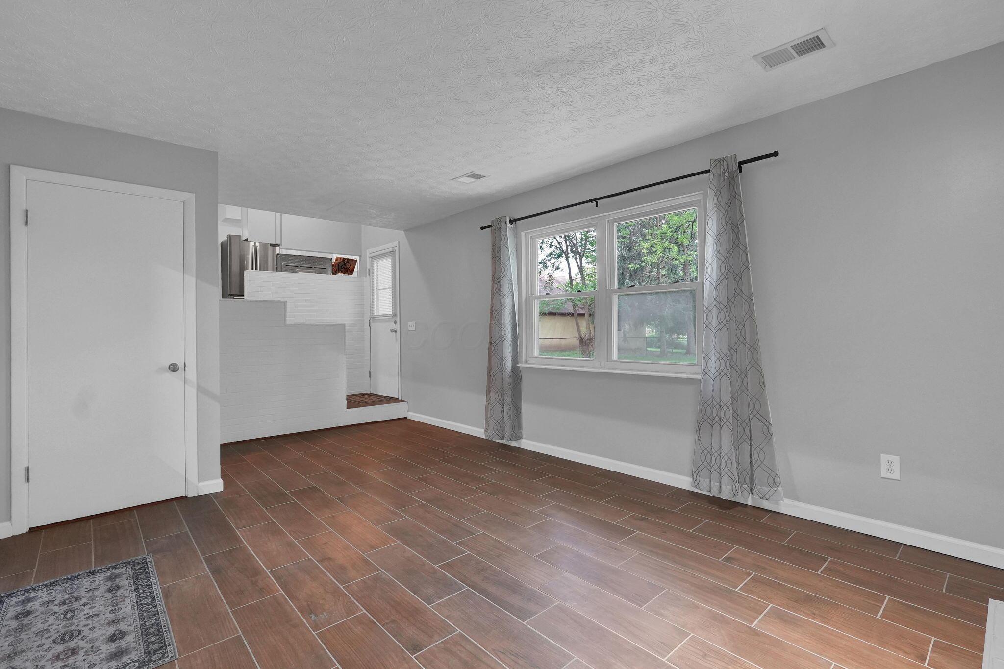 1270 Francisco Road