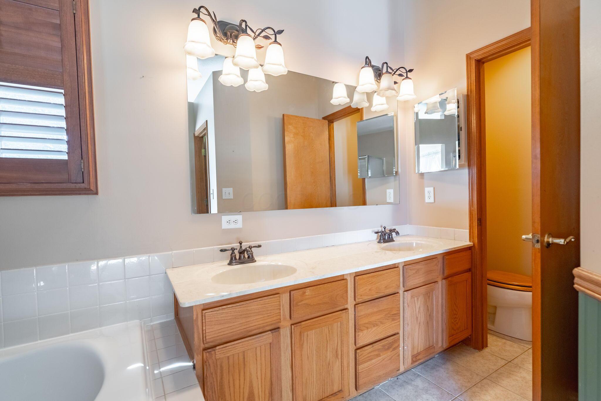 463 Scioto Meadows Boulevard