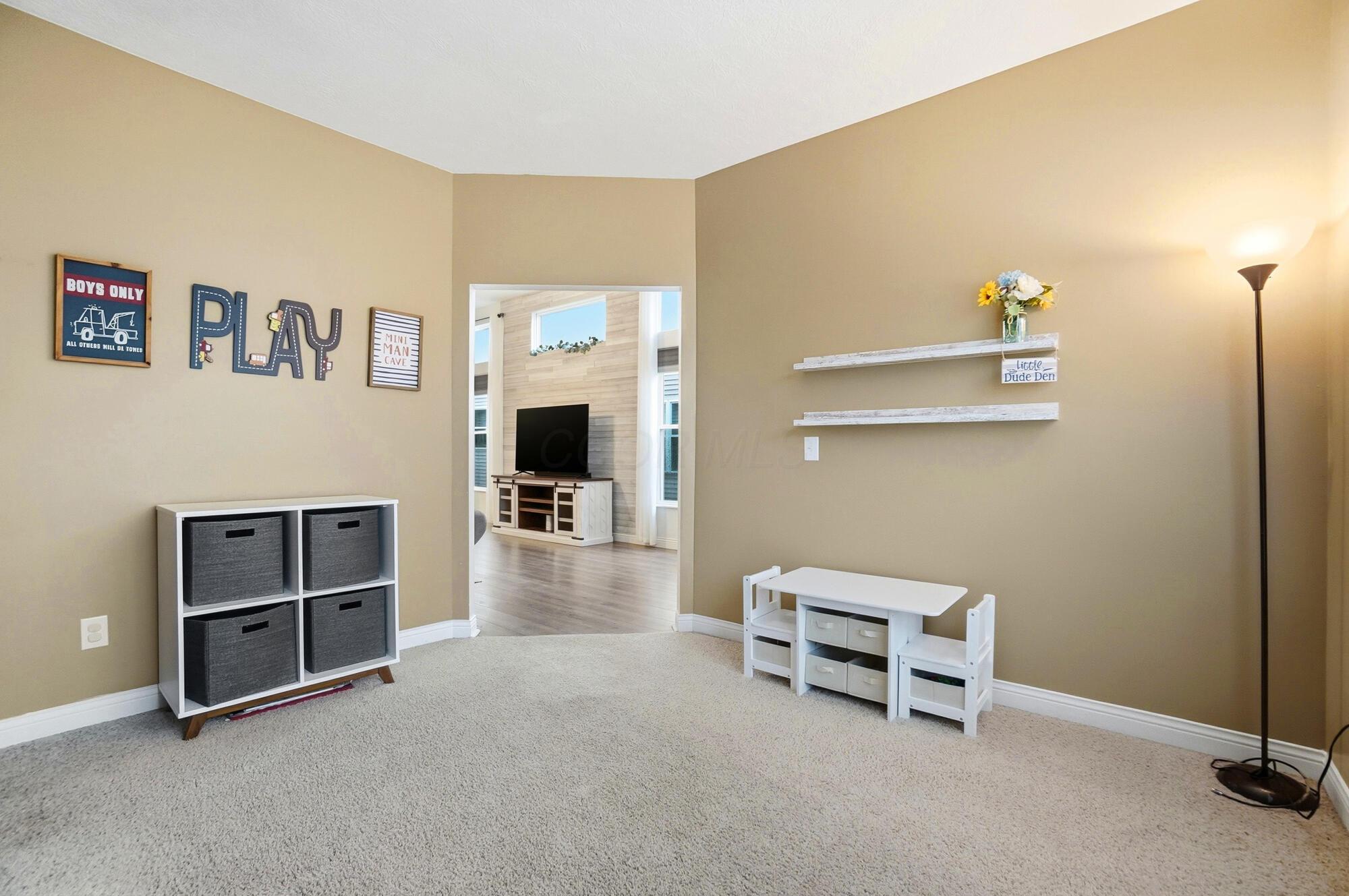 6124 Crossmont Court