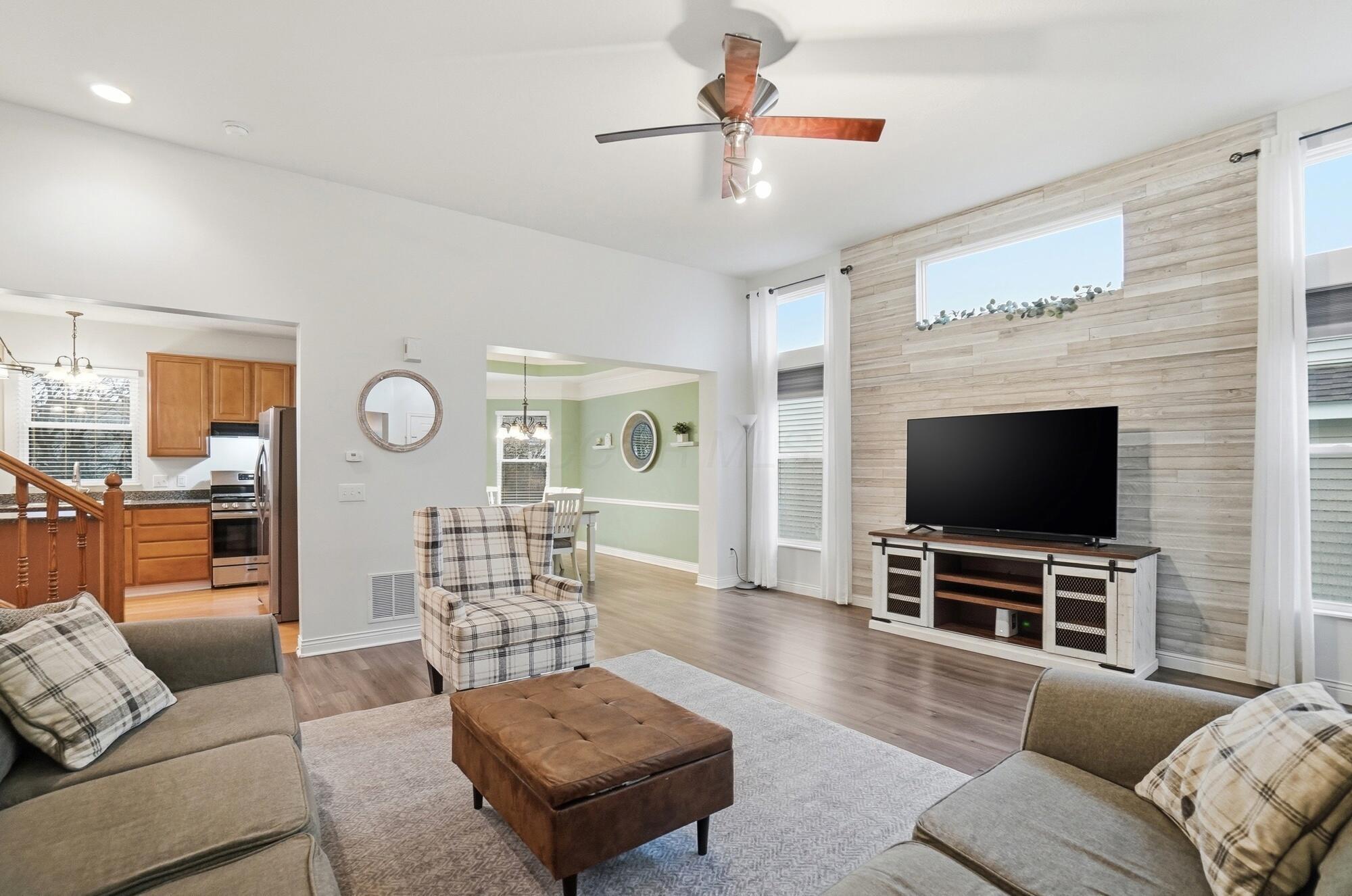 6124 Crossmont Court