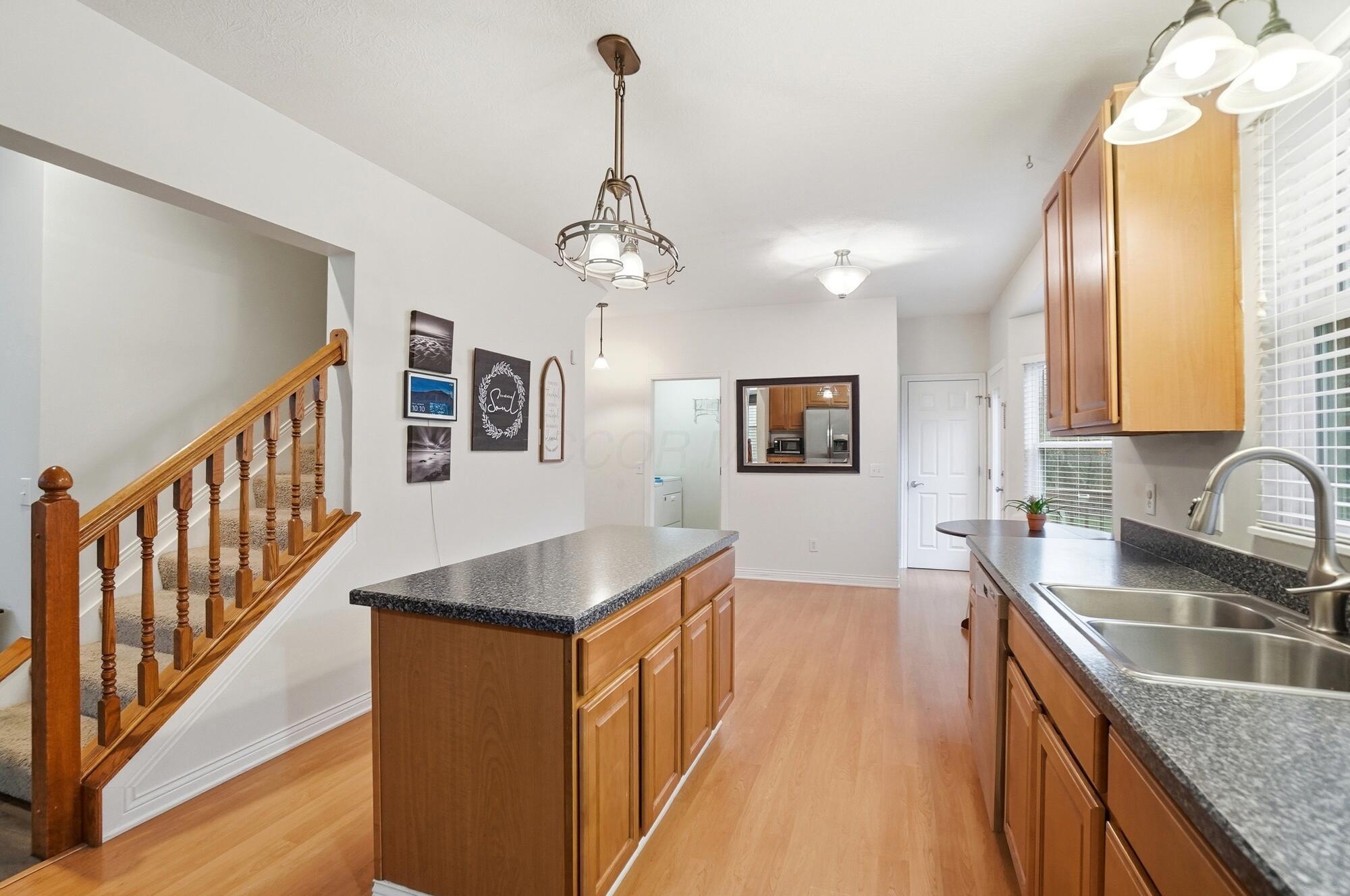 6124 Crossmont Court