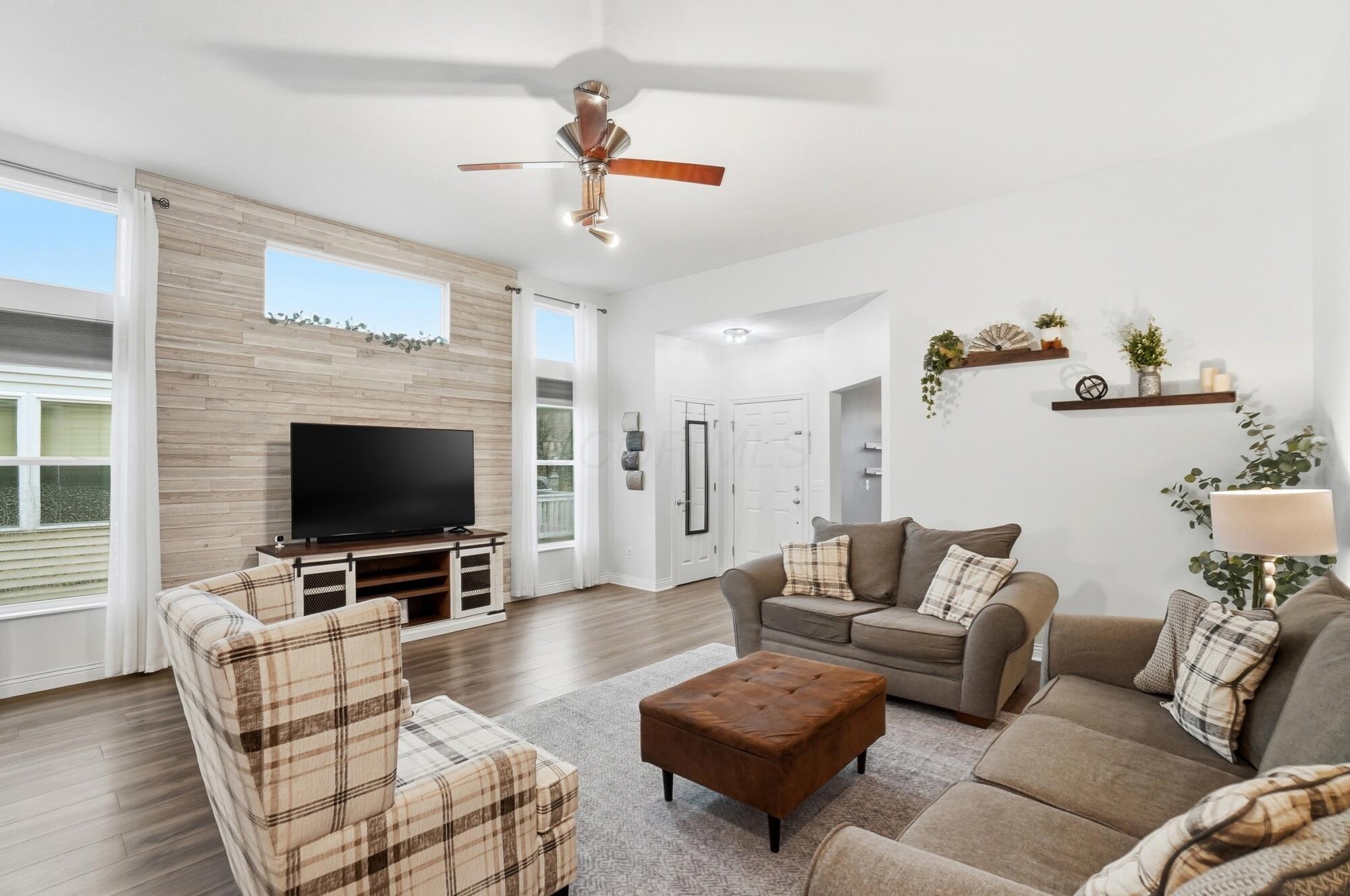 6124 Crossmont Court