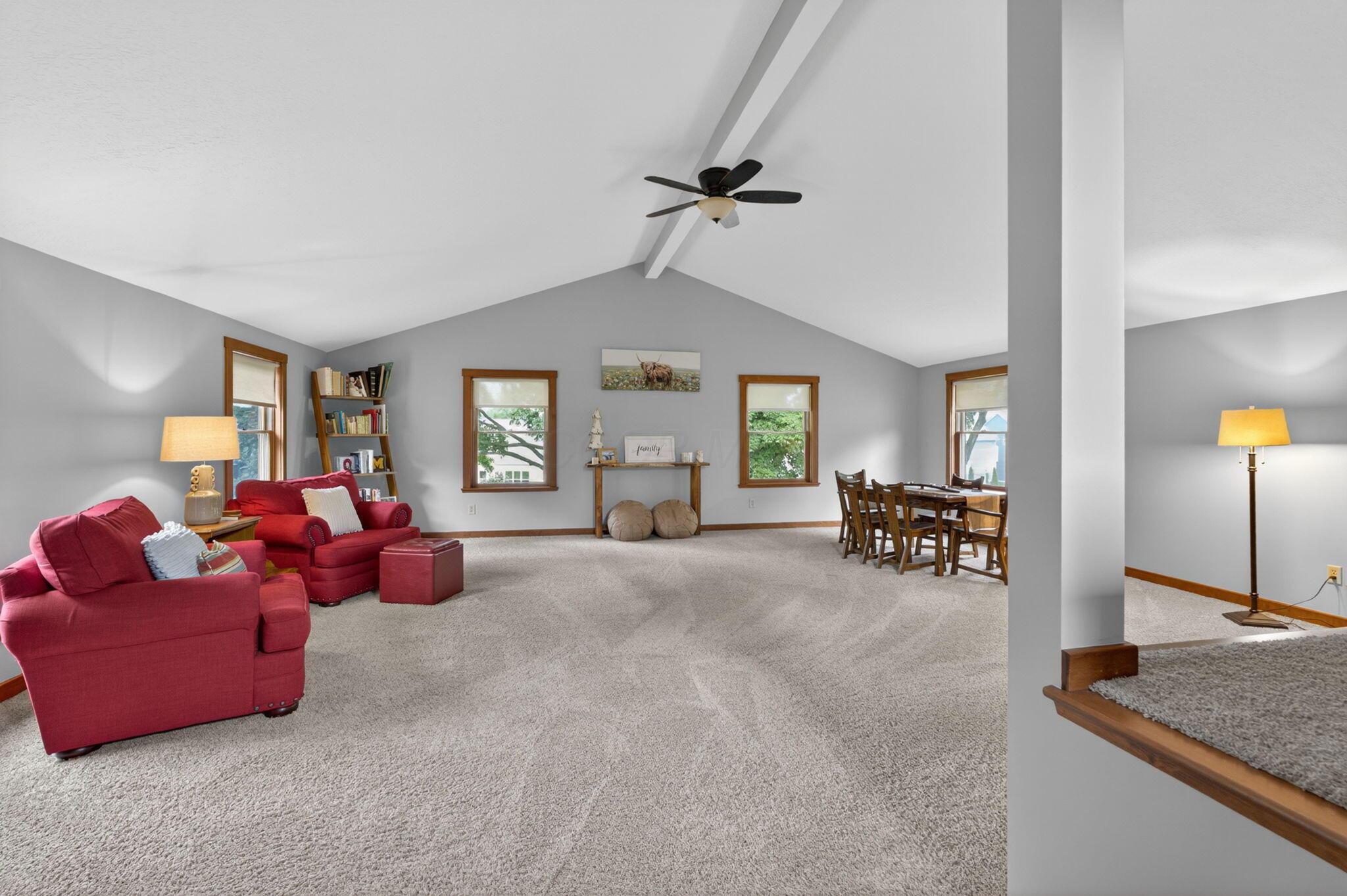 2717 Darling Road