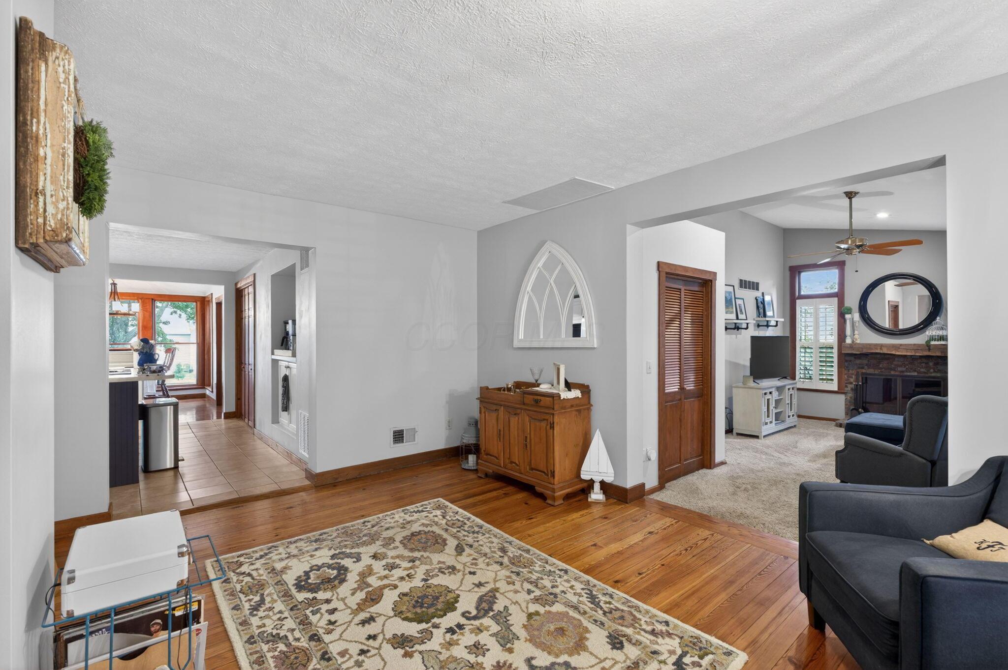 2717 Darling Road